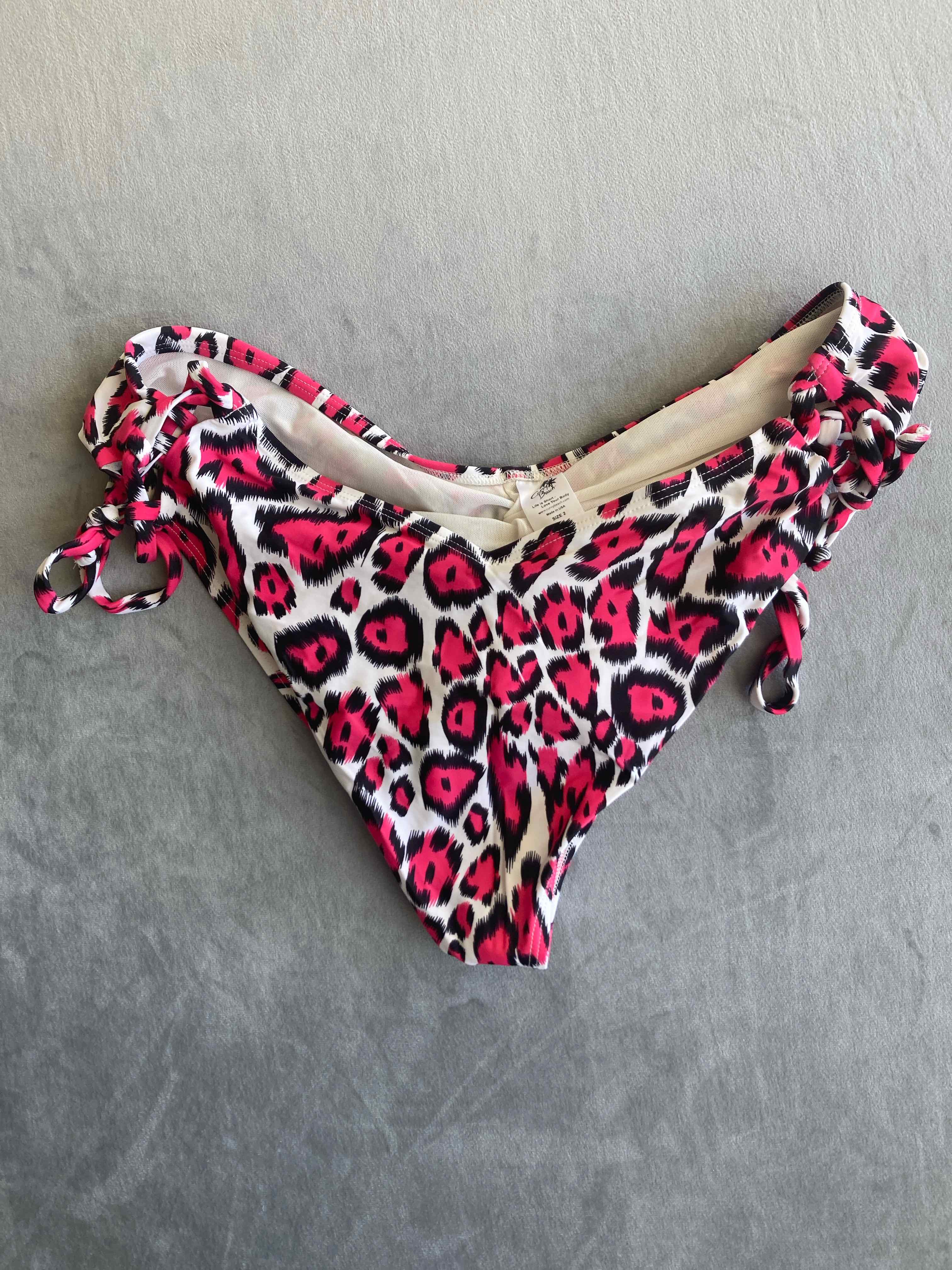 Curvy Beach Pink Black Leopard Print Swim Bottom Size 2
