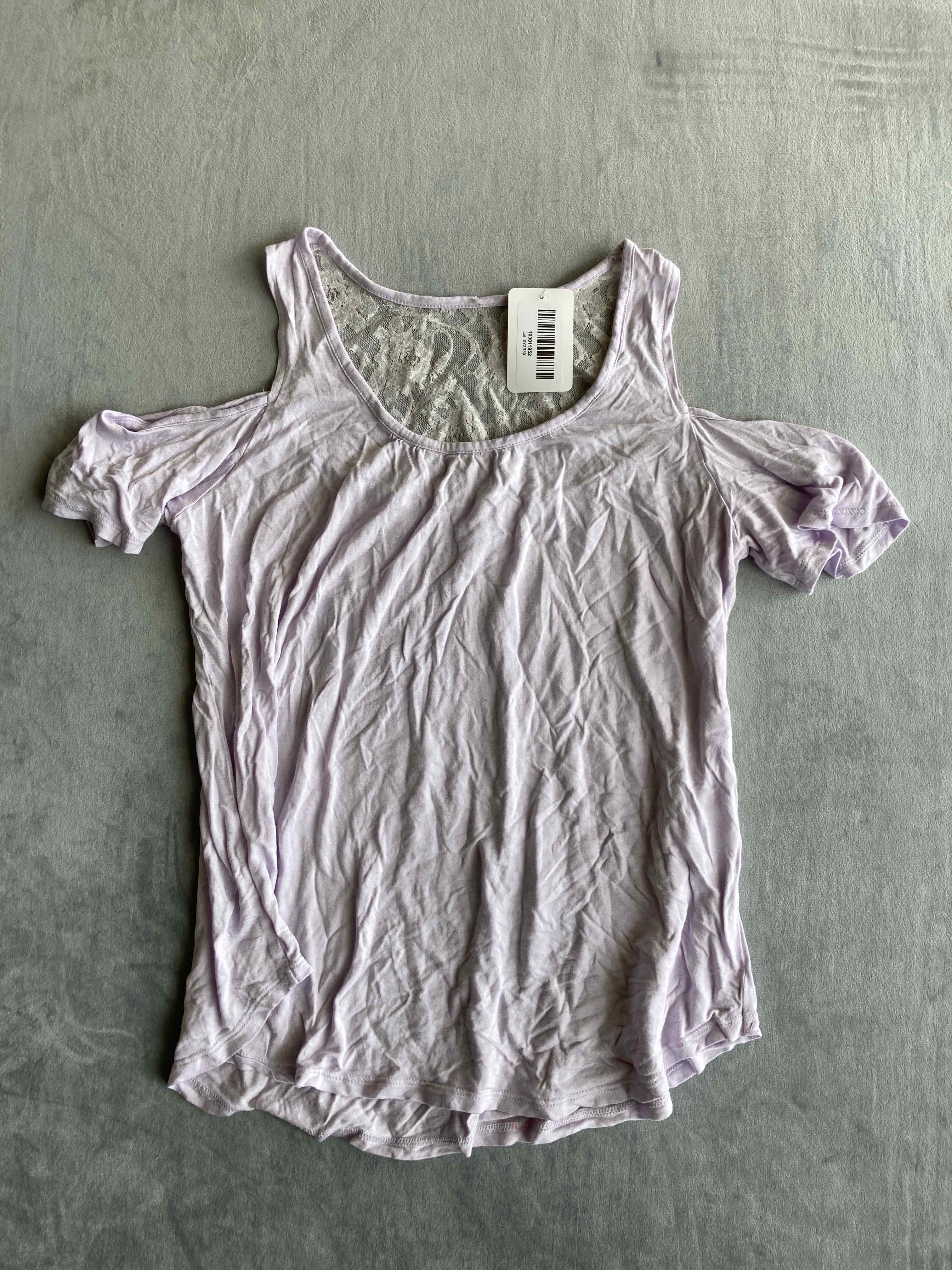 NY & C Light Purple Lace Front Cold Shoulder Top XS