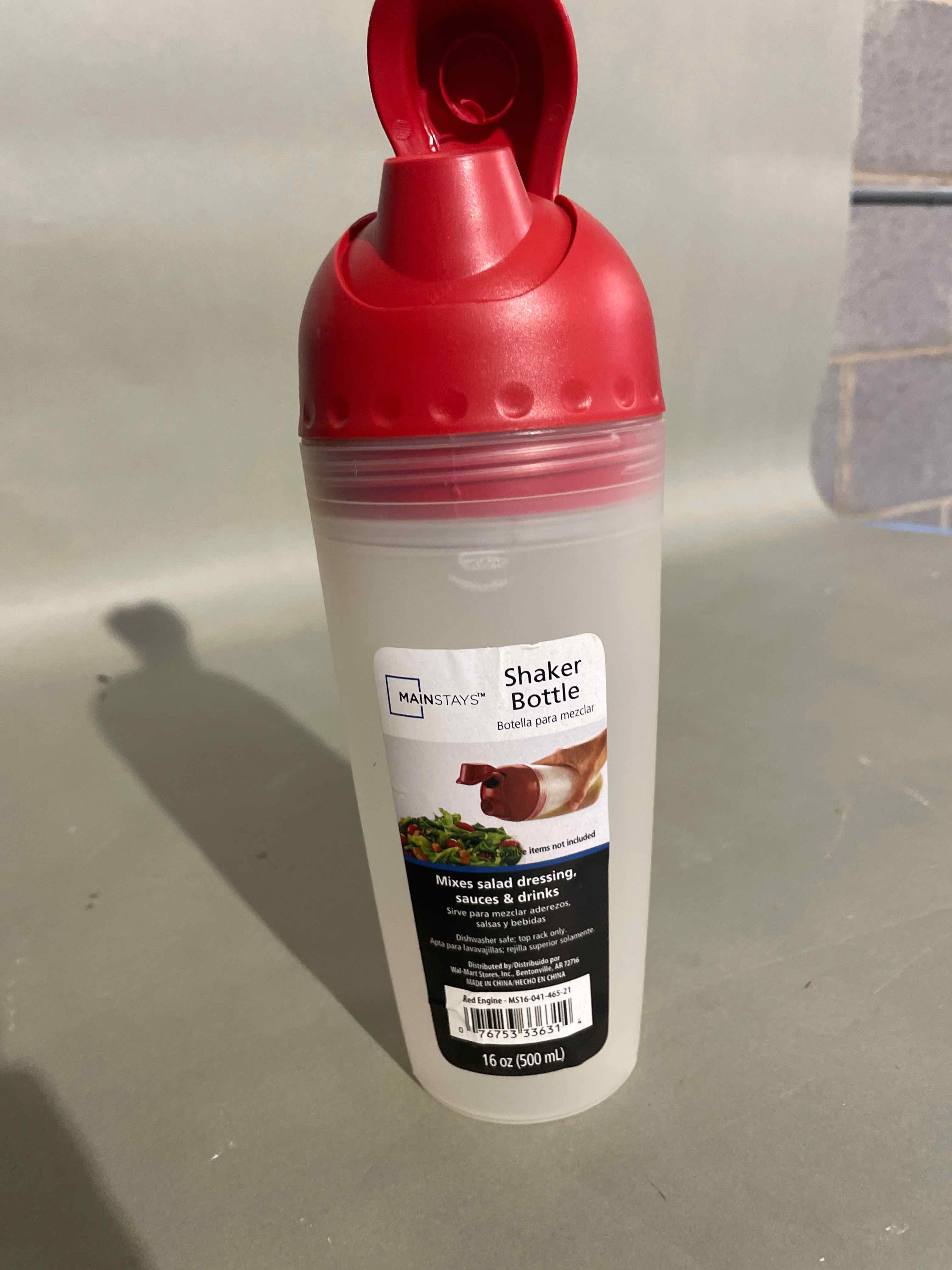 Mainstays Red Plastic Shaker Bottle 16 oz