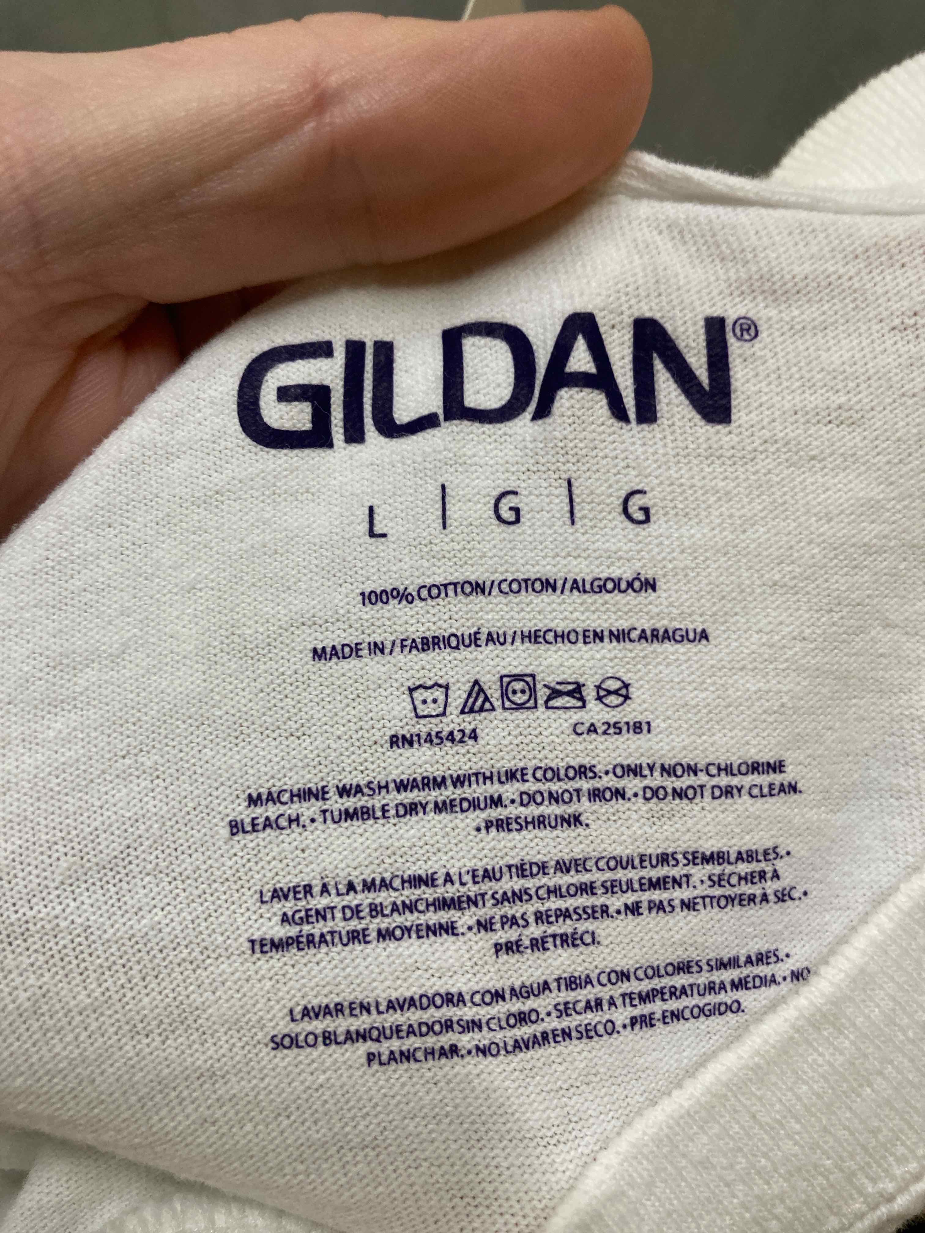 Gildan White Cotton T-Shirt size large