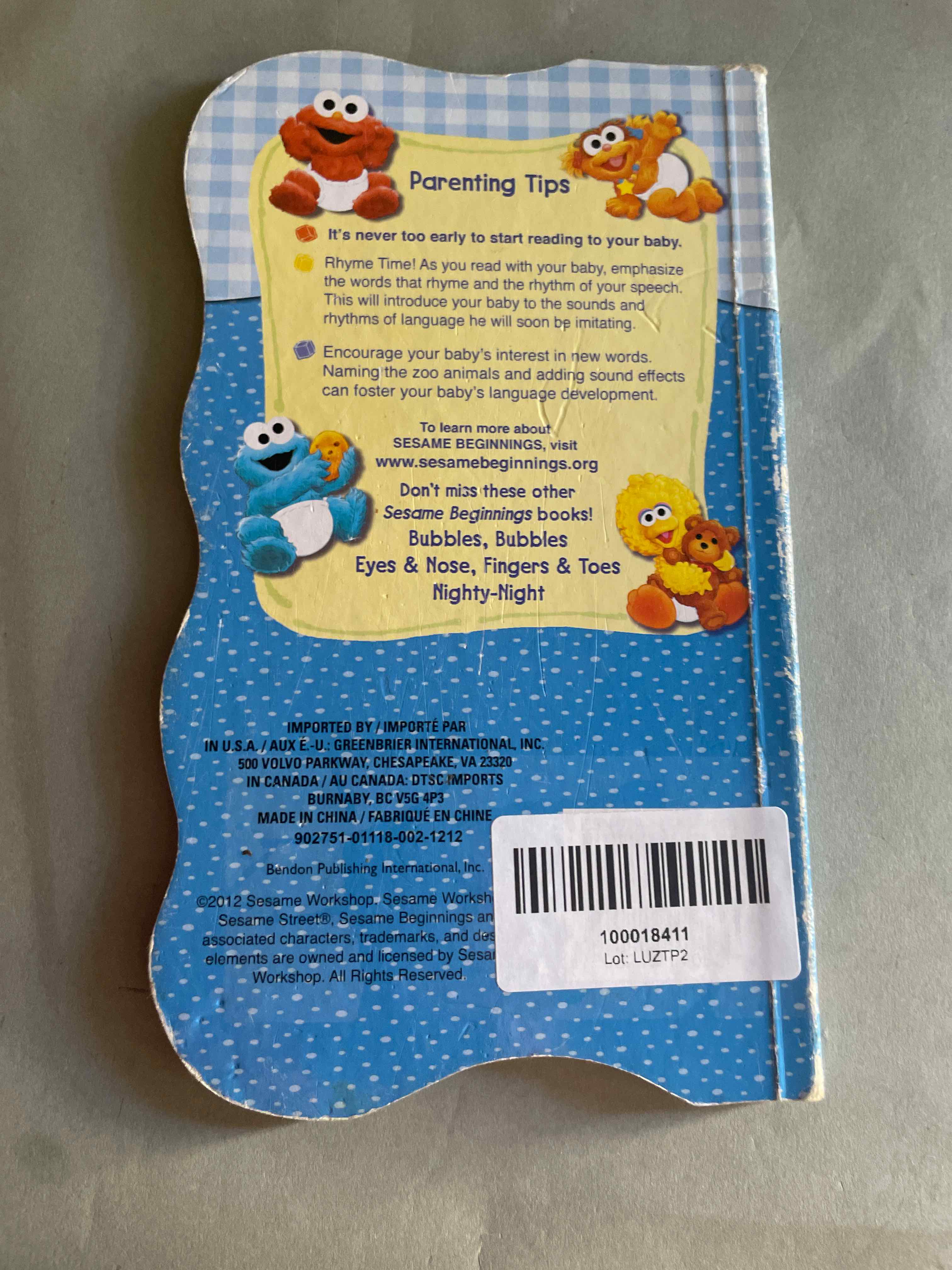 Sesame Beginnings At the Zoo Board Book