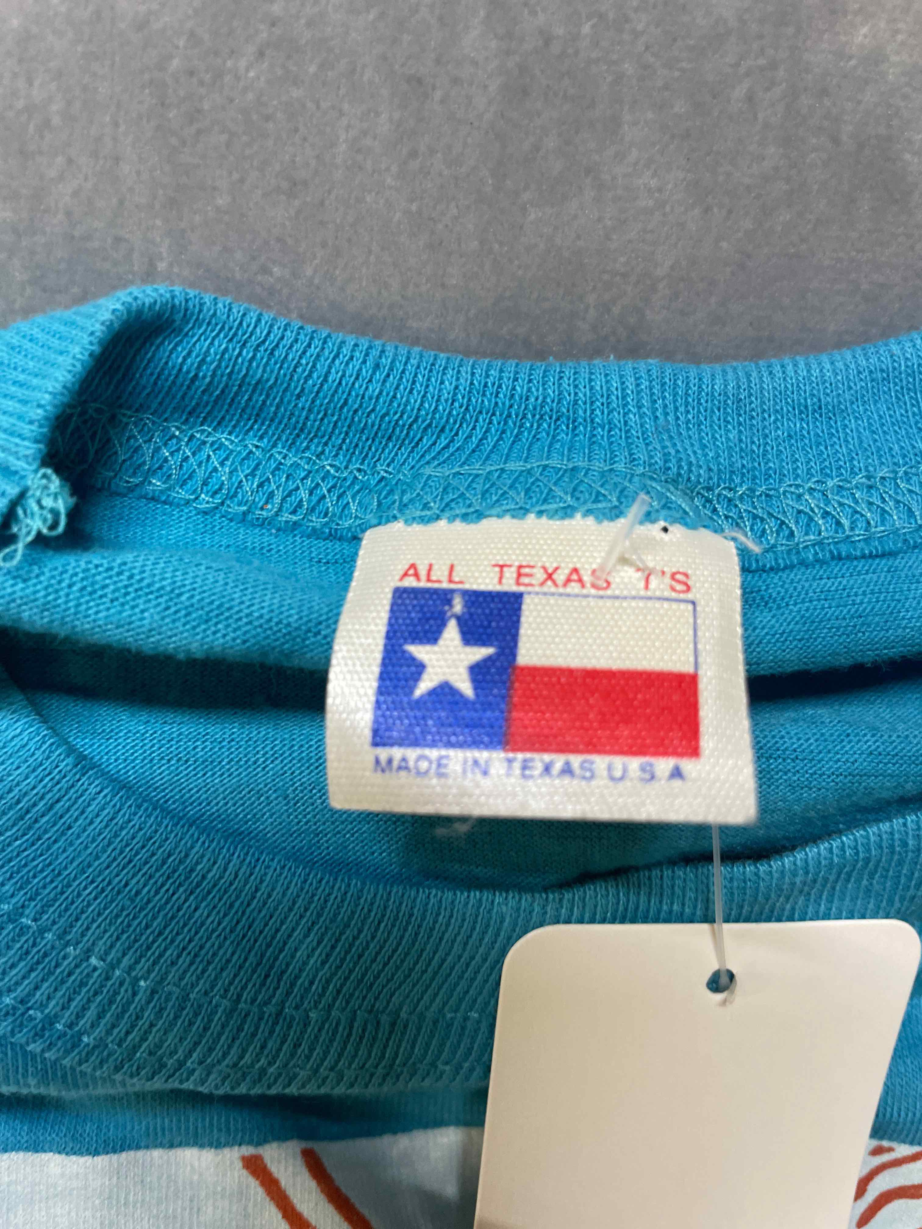 Vintage All Texas T's Blue Cotton blend graphic shirt size large