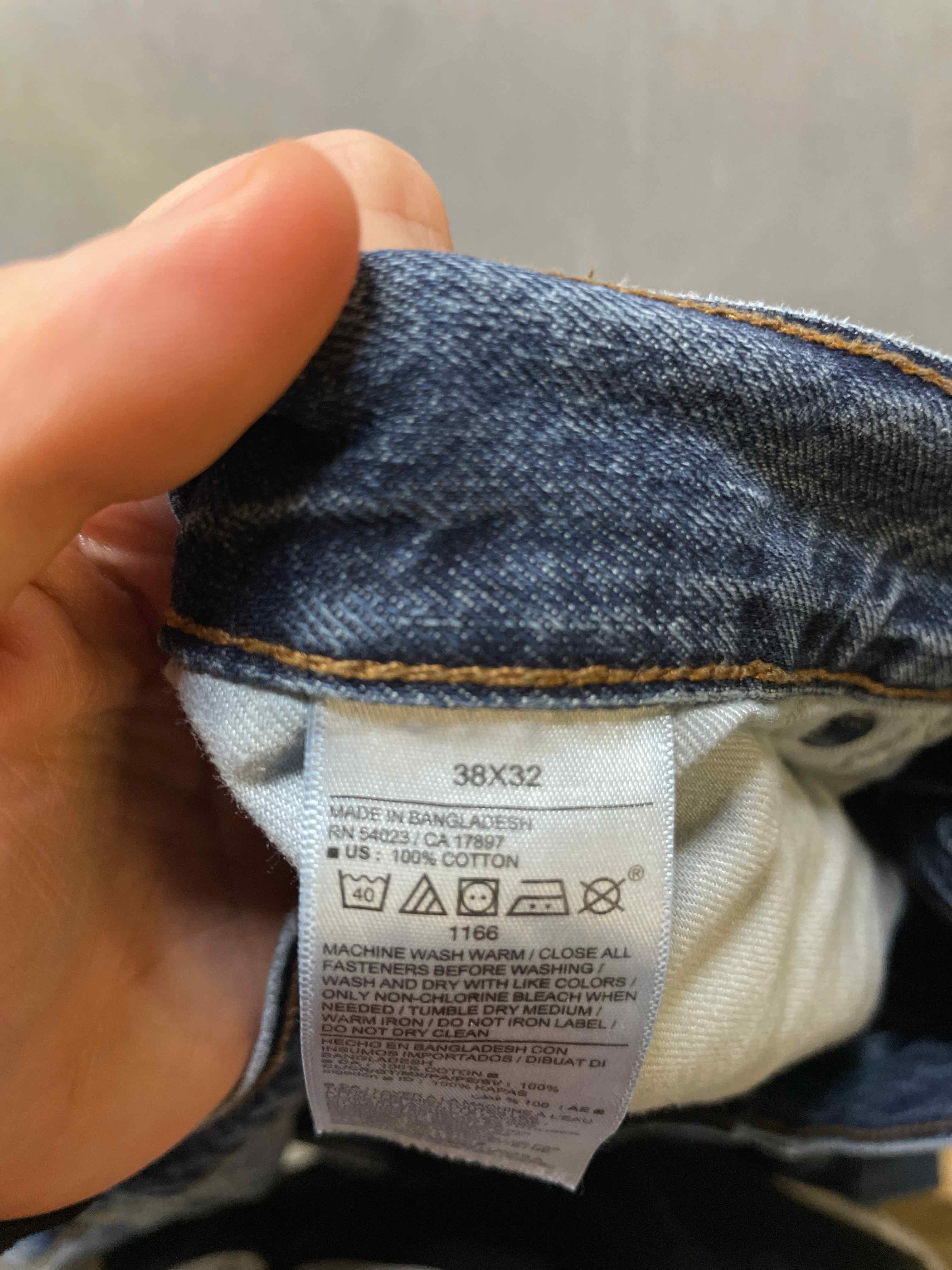 Old Navy blue cotton jeans size 38x32