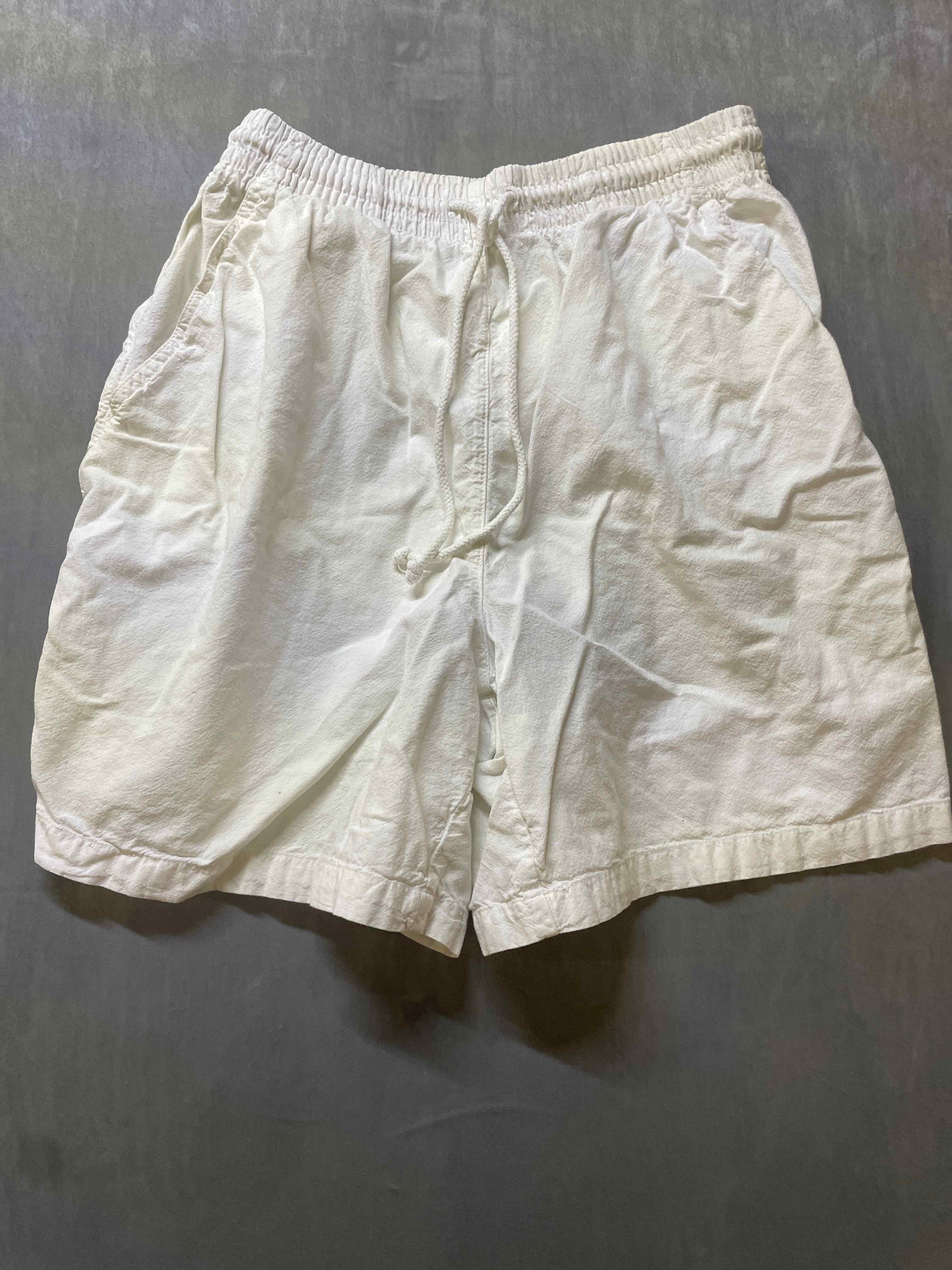 Erika White Cotton Shorts