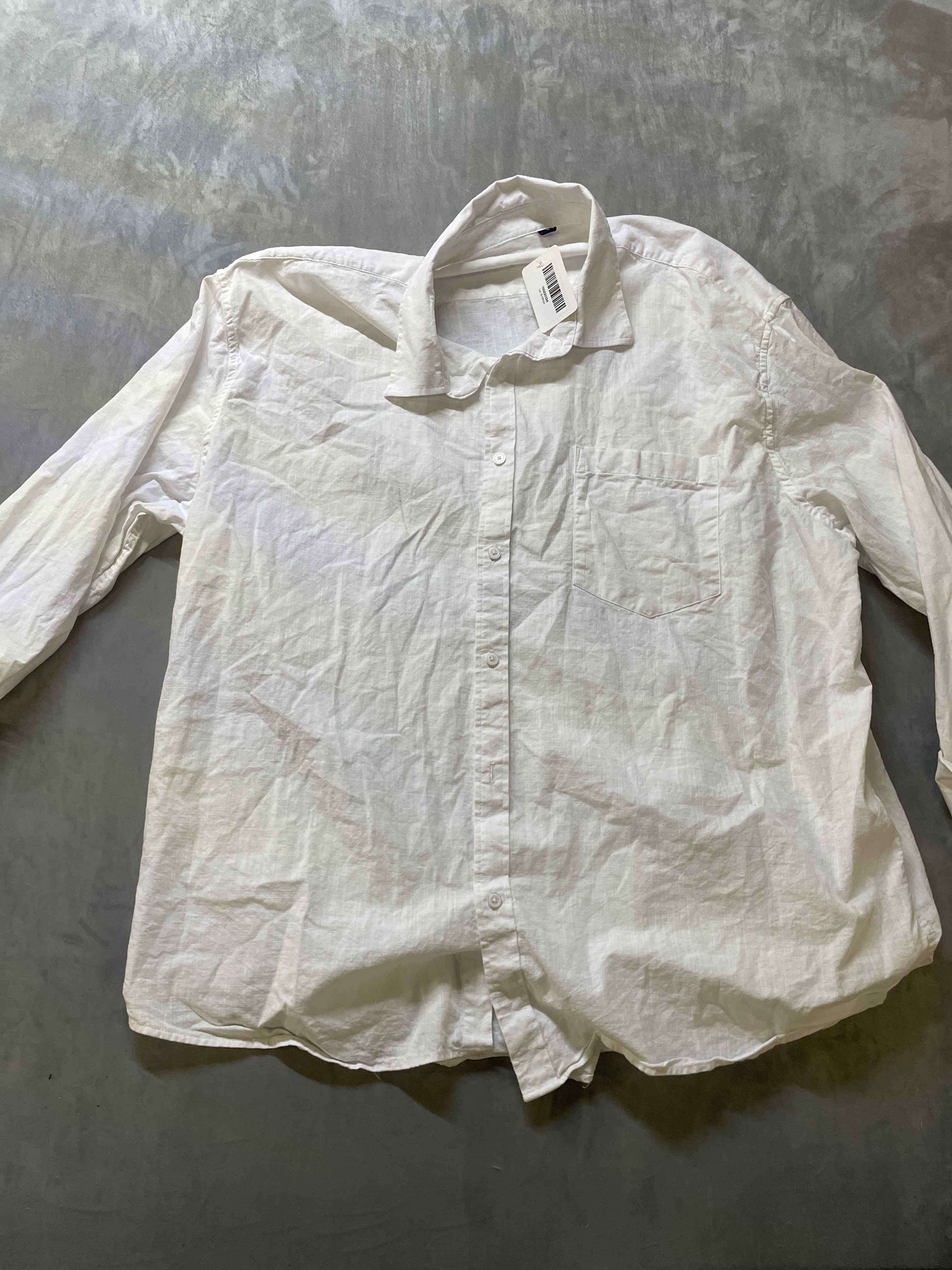 White long sleeve button up shirt size 3XL
