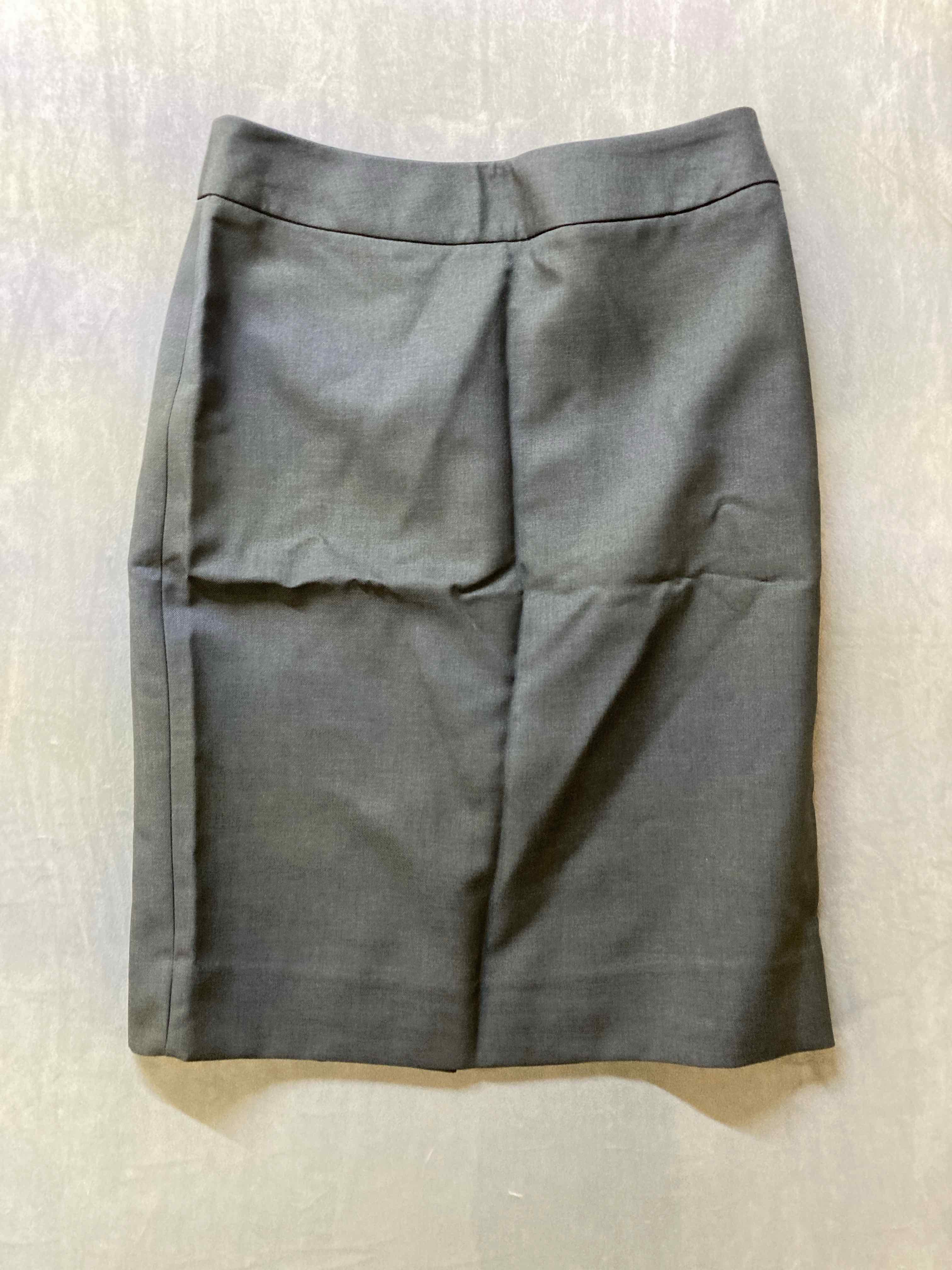 Edwards Signature Black 100 Polyester Skirt 0R