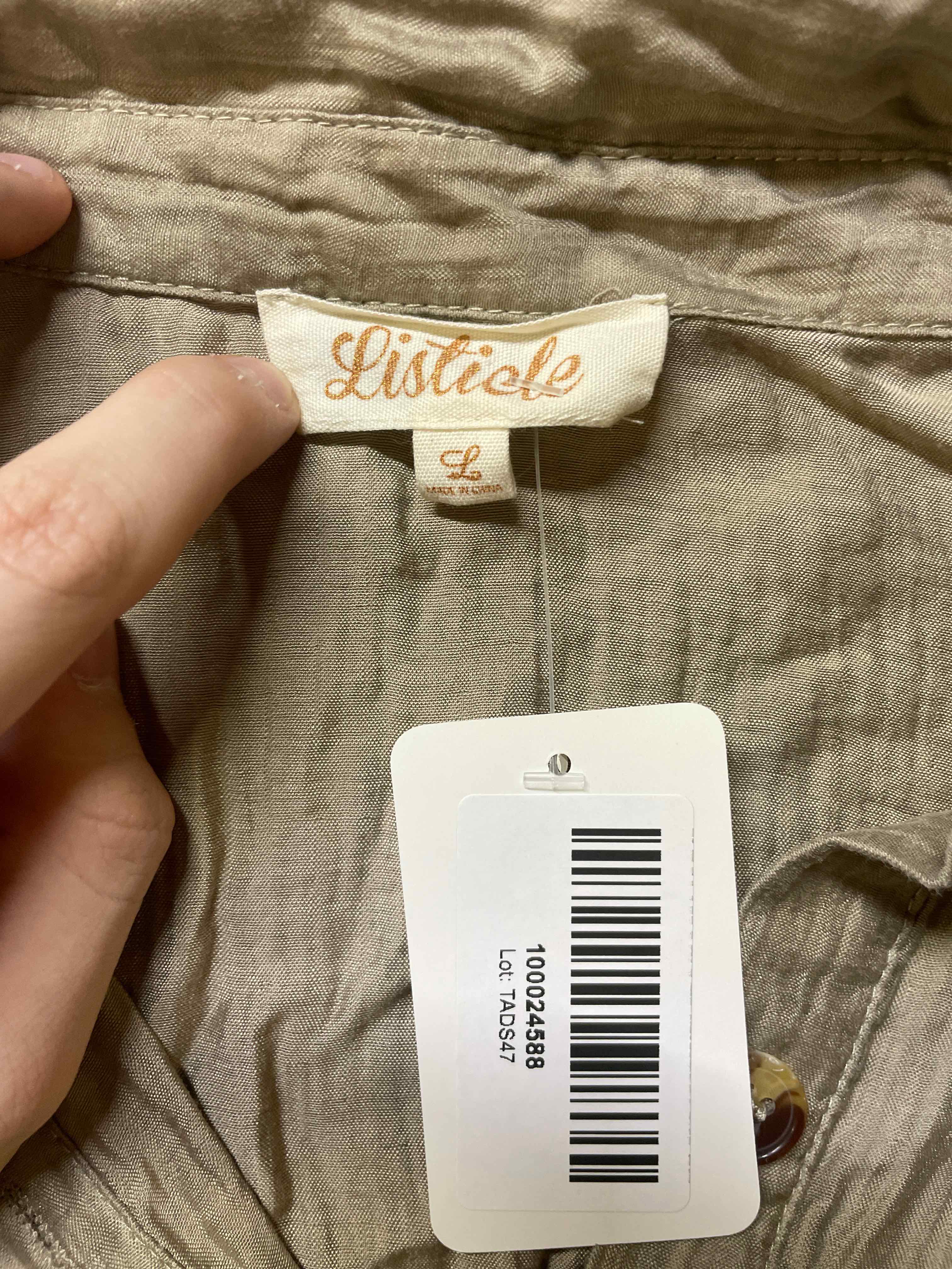 Listicle Beige Top