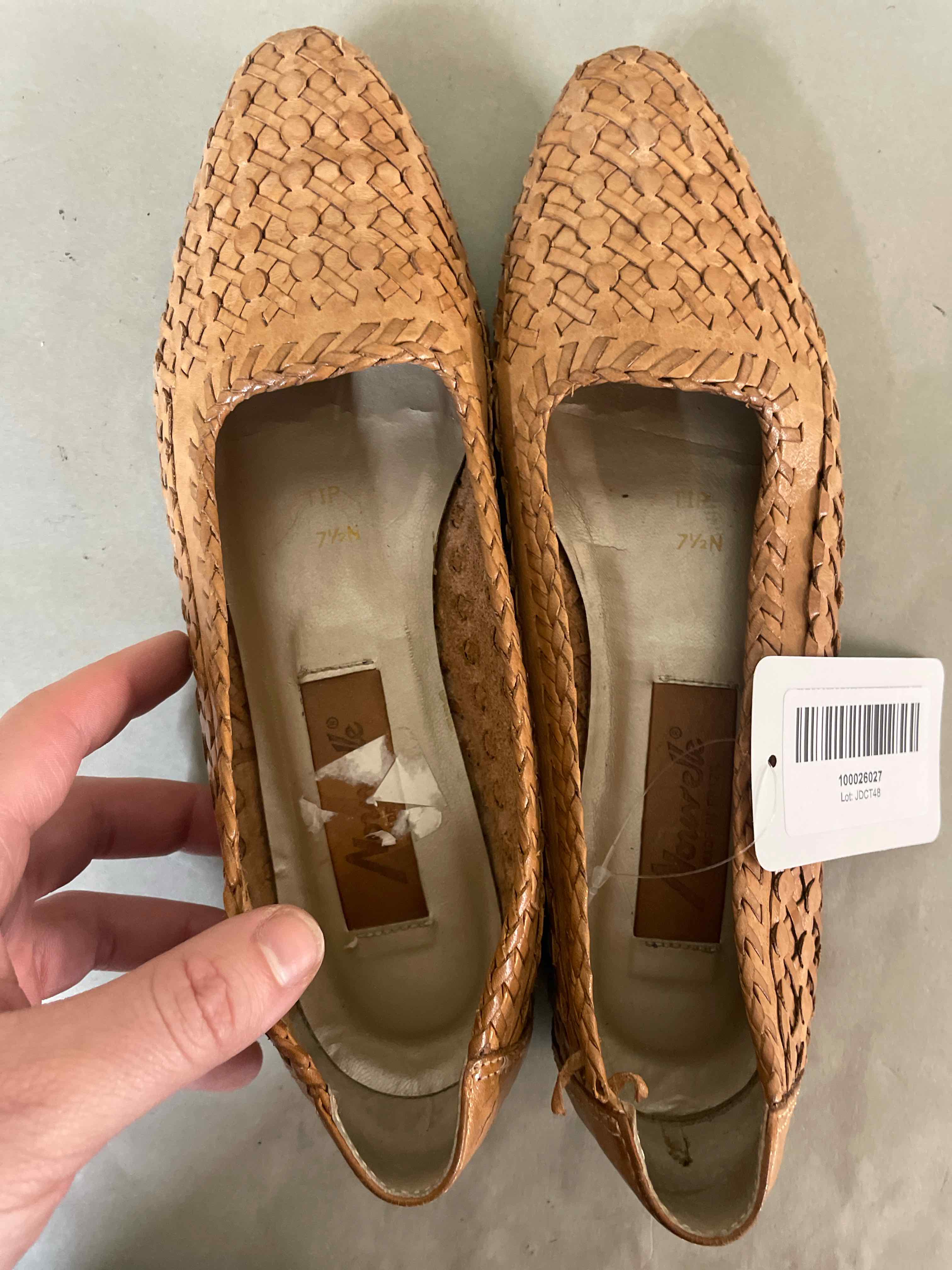 Nouvelle Brown Leather Flat Shoes 7.5N