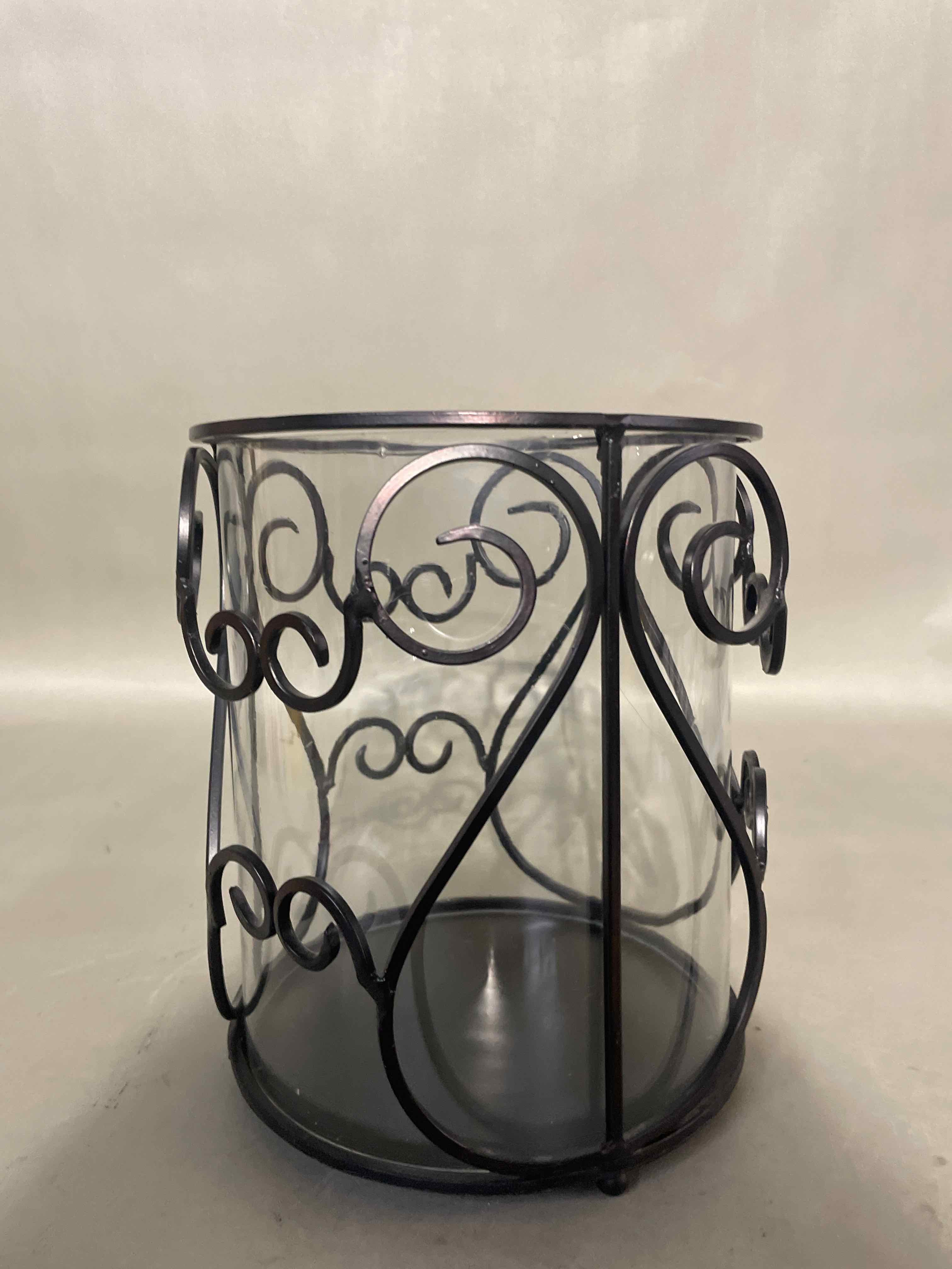 Black Glass Decorative Holder