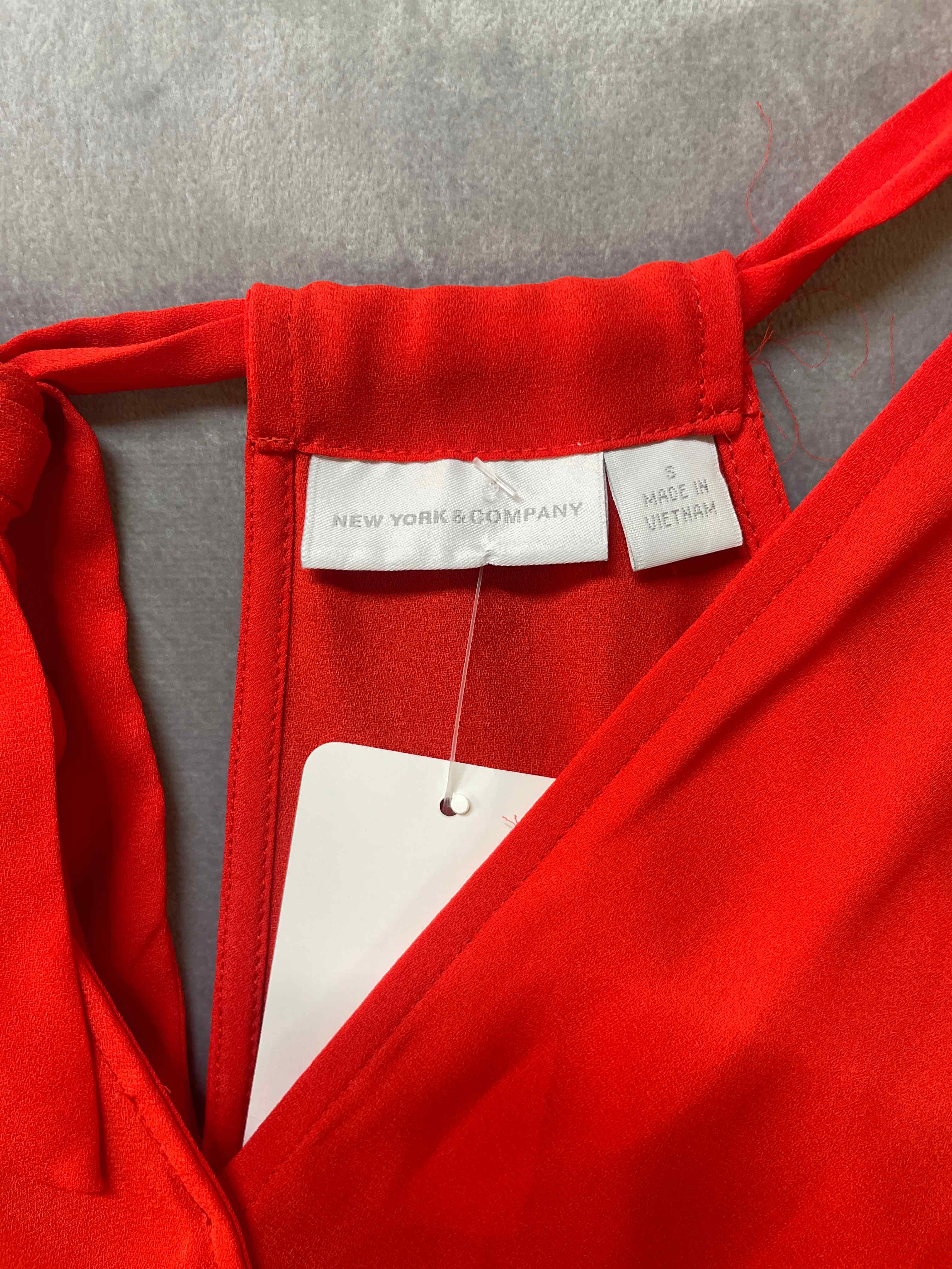 New York & Company Red Polyester Top Size S