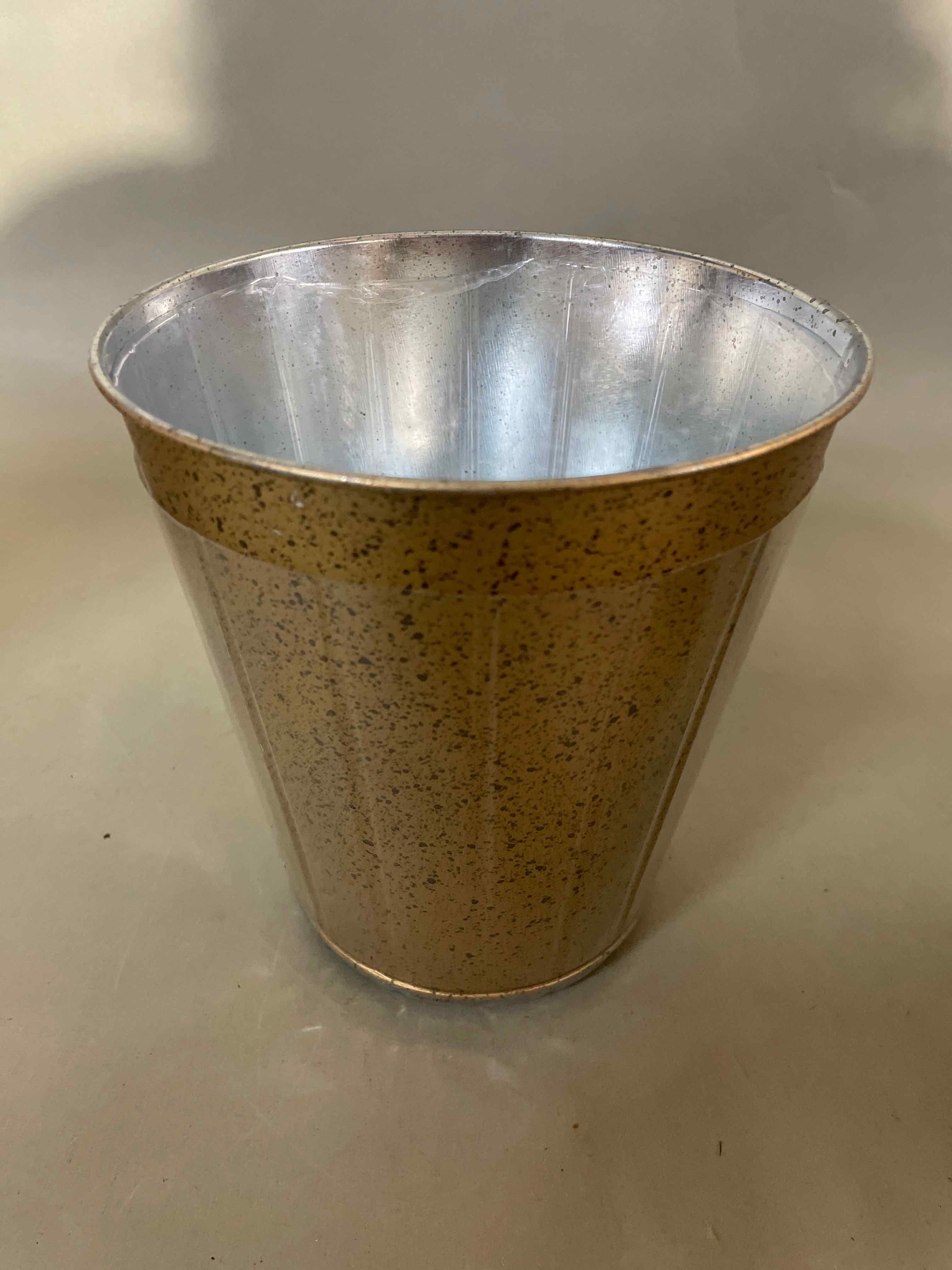 Metallic Silver Gold Speckled Planter
