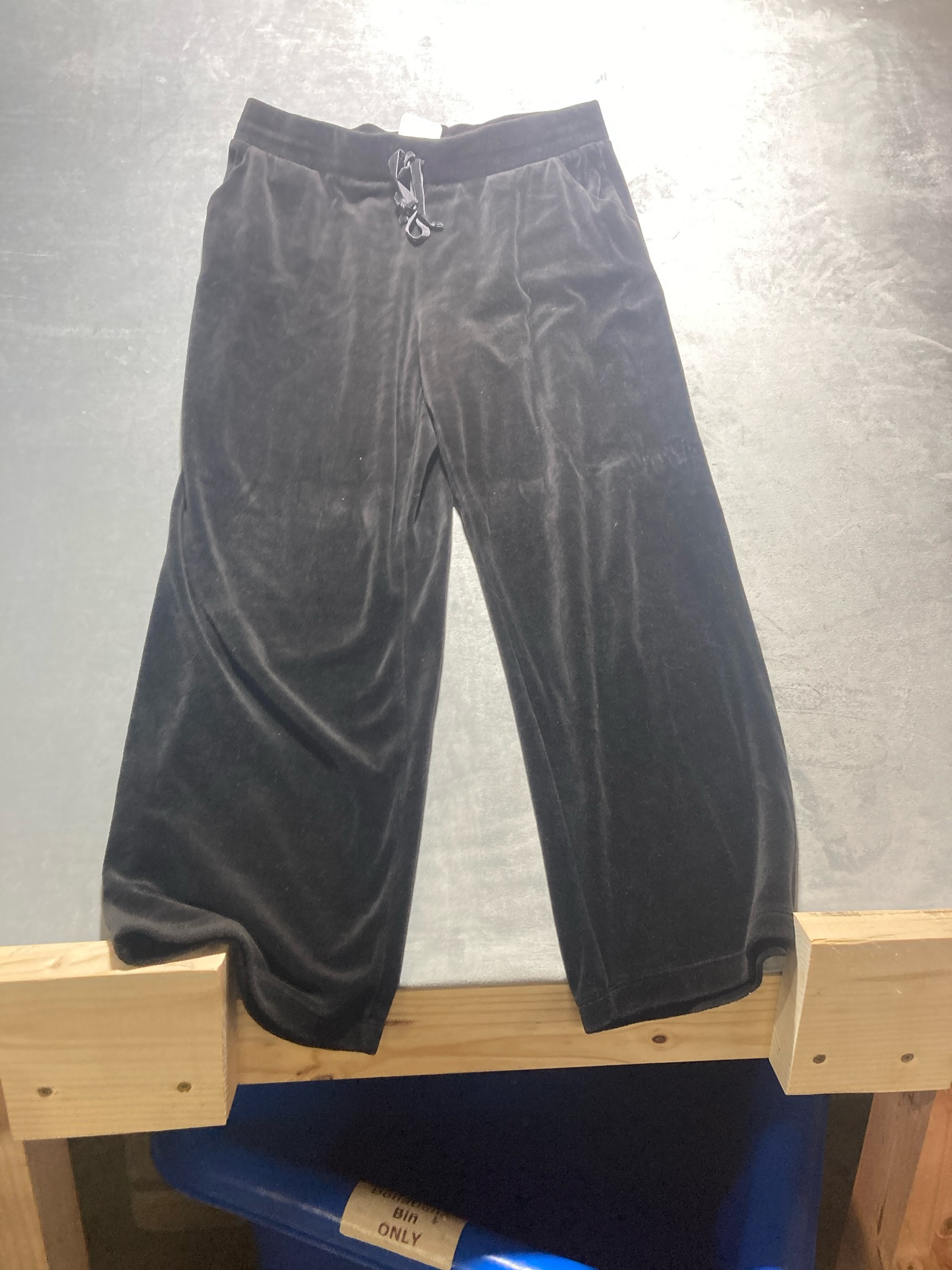 Black Velvet Loose Fit Pants Size L/G (12P-14P)