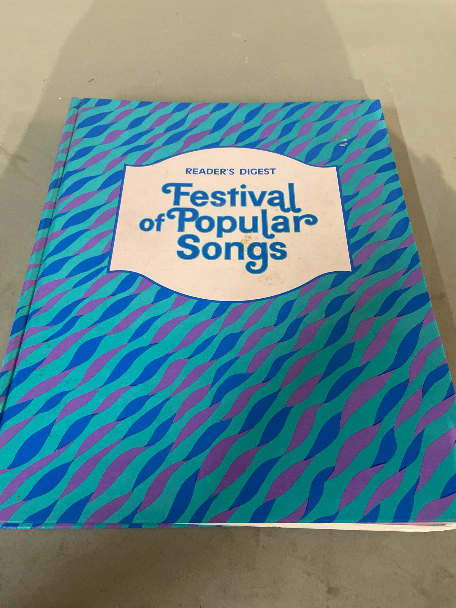 Reader's Digest Colorful Book Festival of Popular Songs