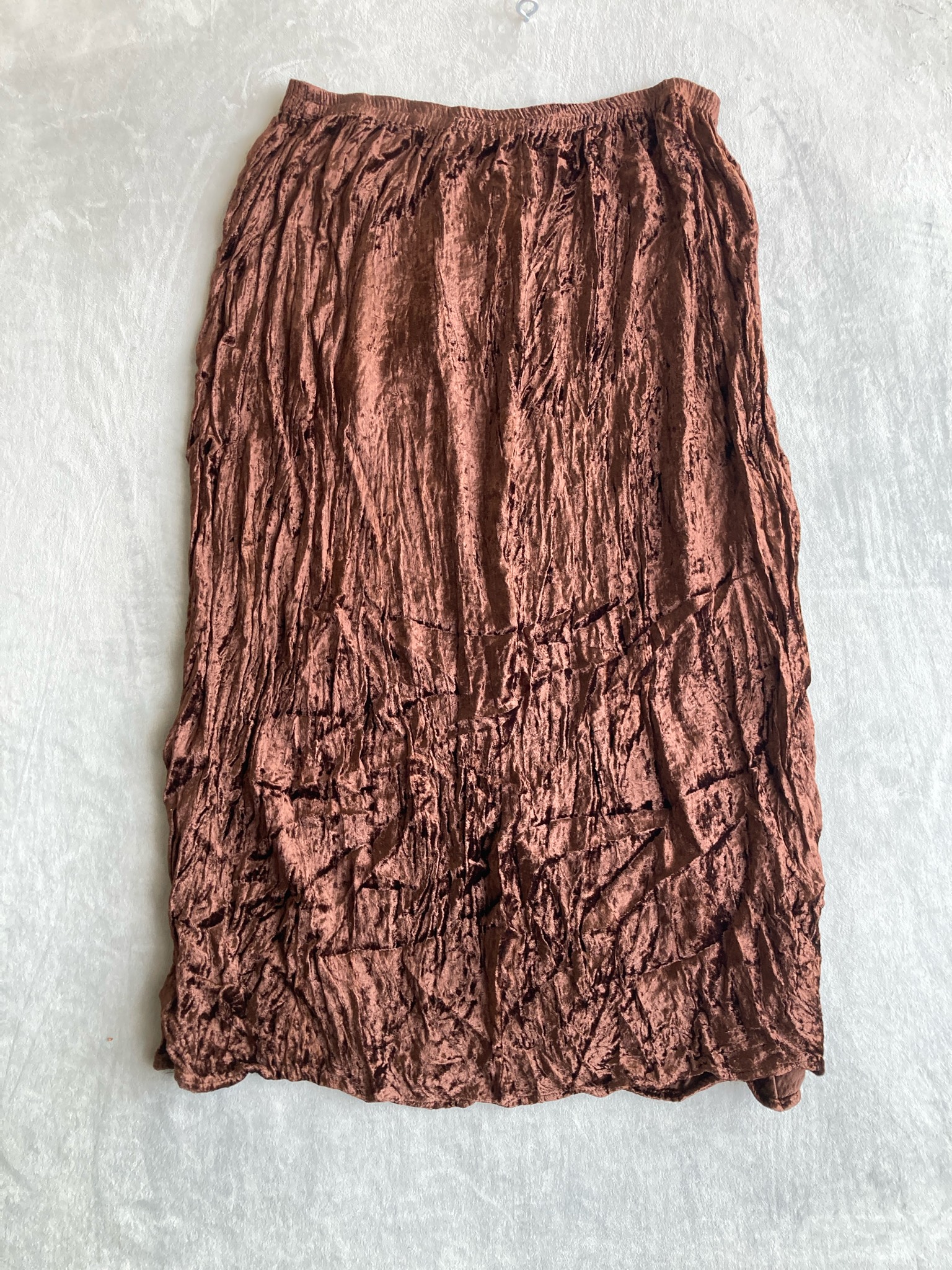 White Stag Rust Crushed Velvet Skirt Size L (12/14)