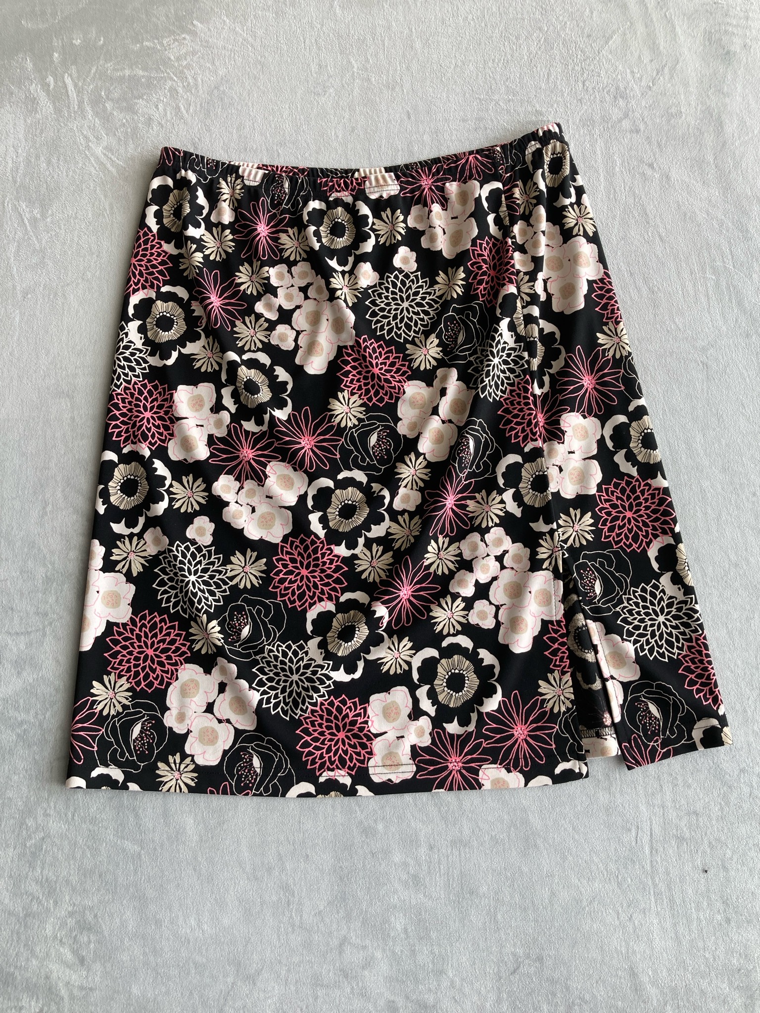 Black Floral Polyester Skirt Size L