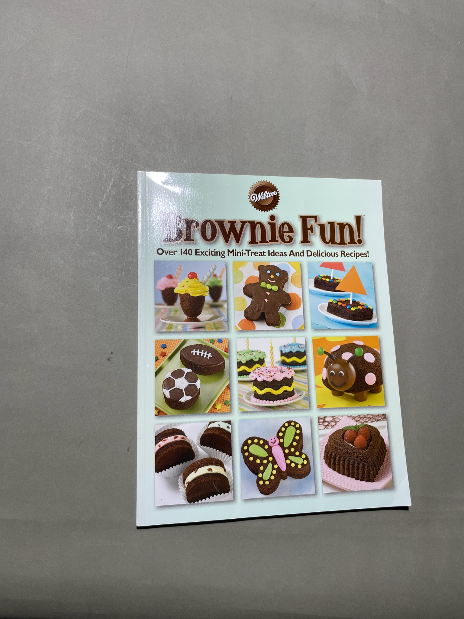 Wilton Brownie Fun! Cookbook
