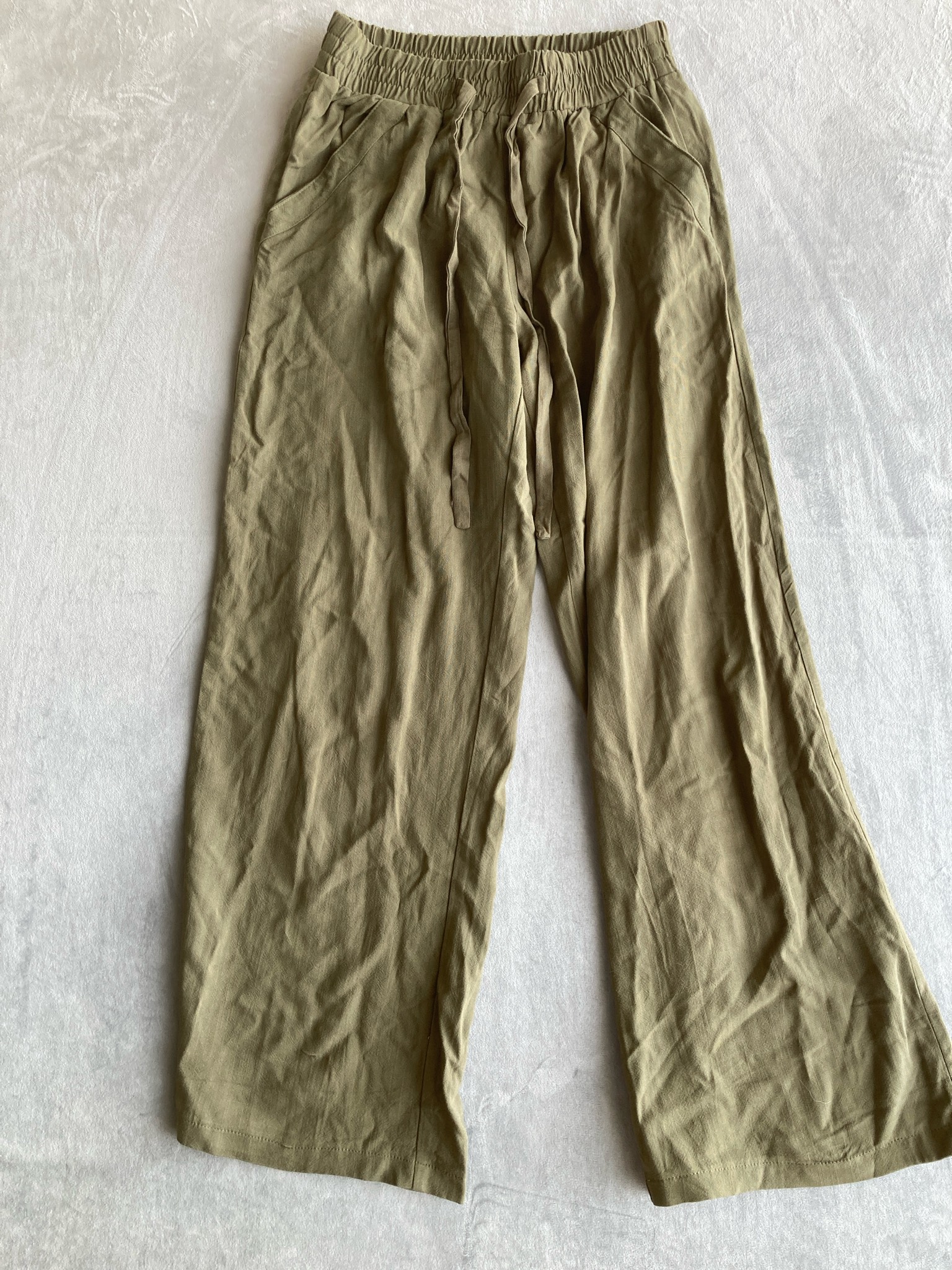SENNA SKY Light Green Loose Fit Pants Size M