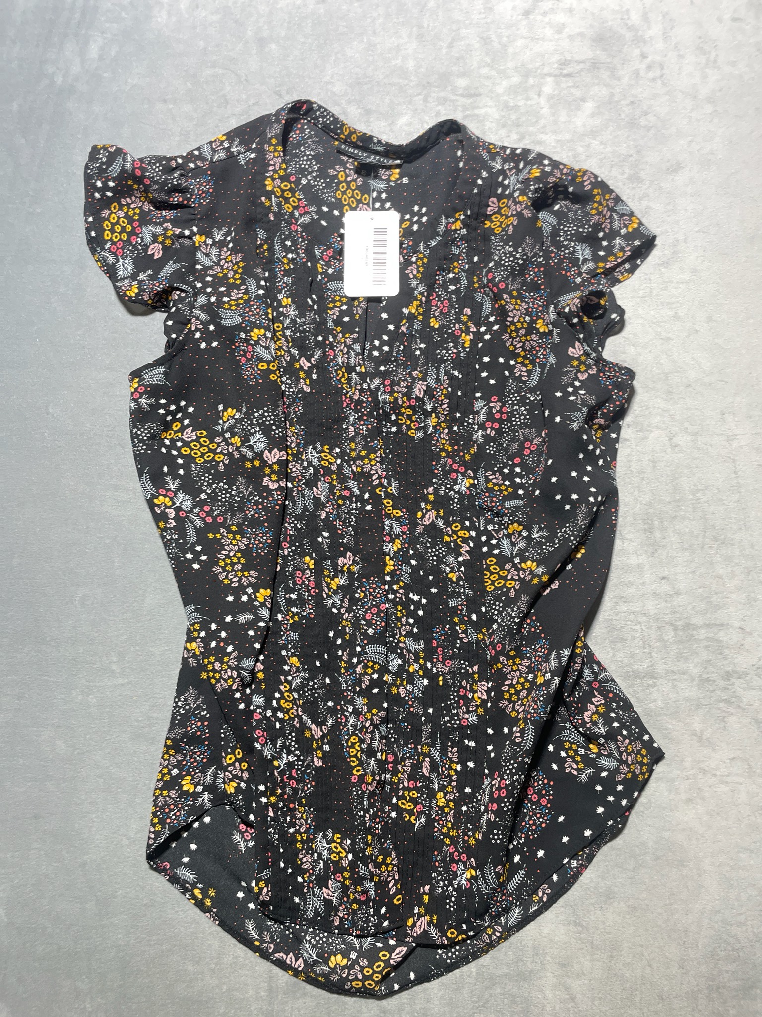 Simply Styled Black Floral Patterned Blouse