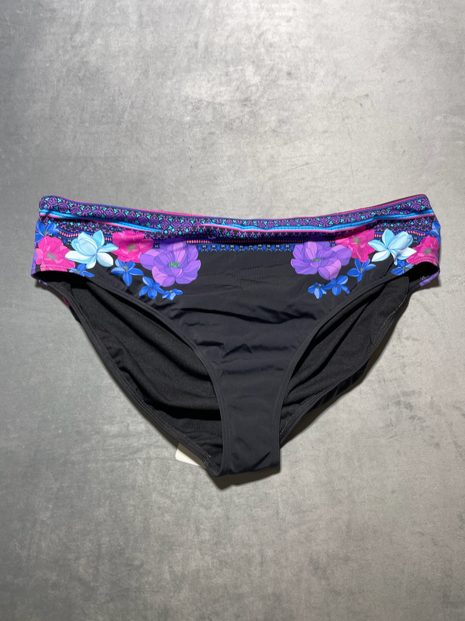 Swimsuits For All Black Floral Nylon-Spandex Swim Bottom Size Size 24