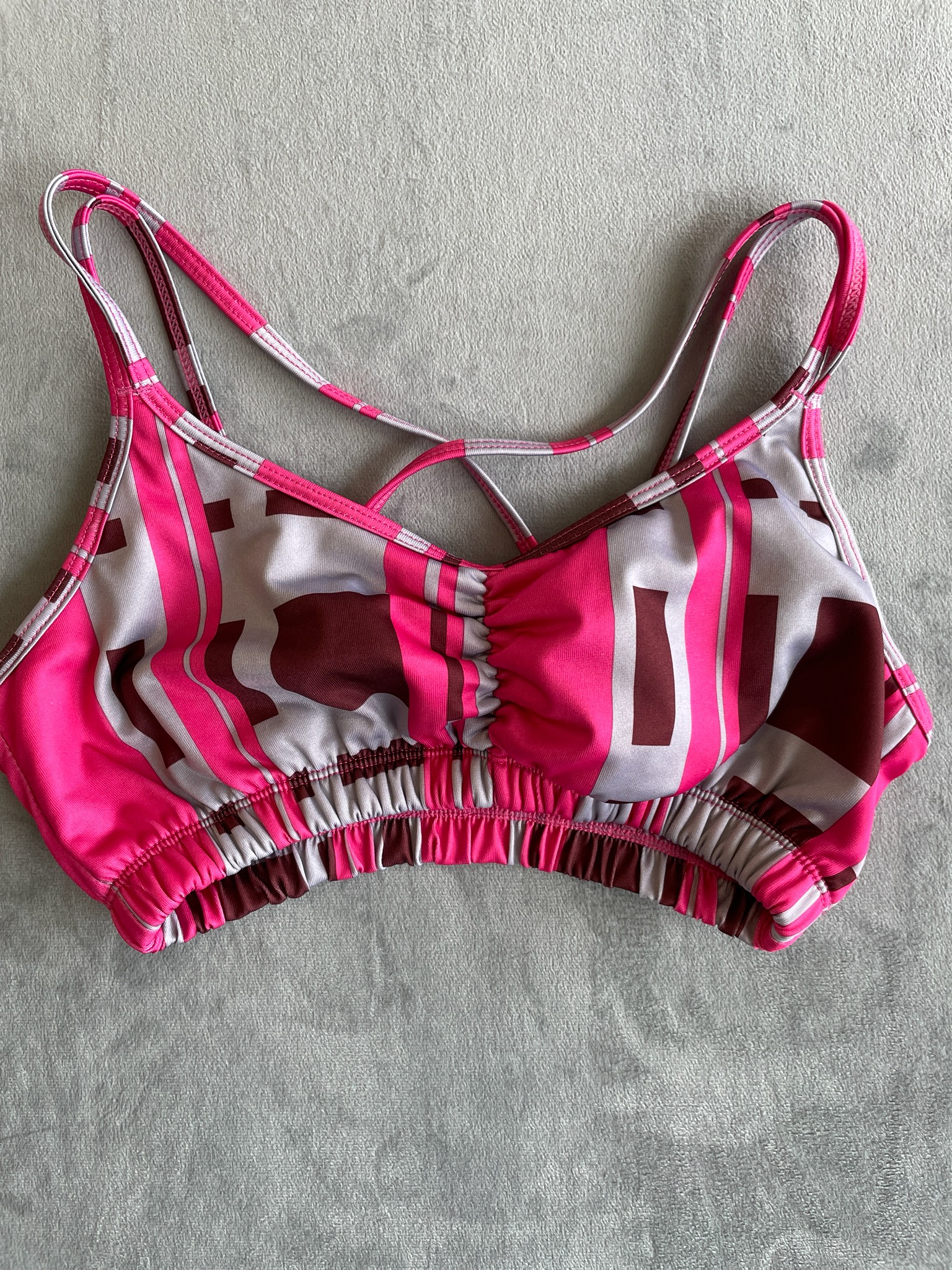Hot Pink Geometric Polyester-Spandex Sports Bra