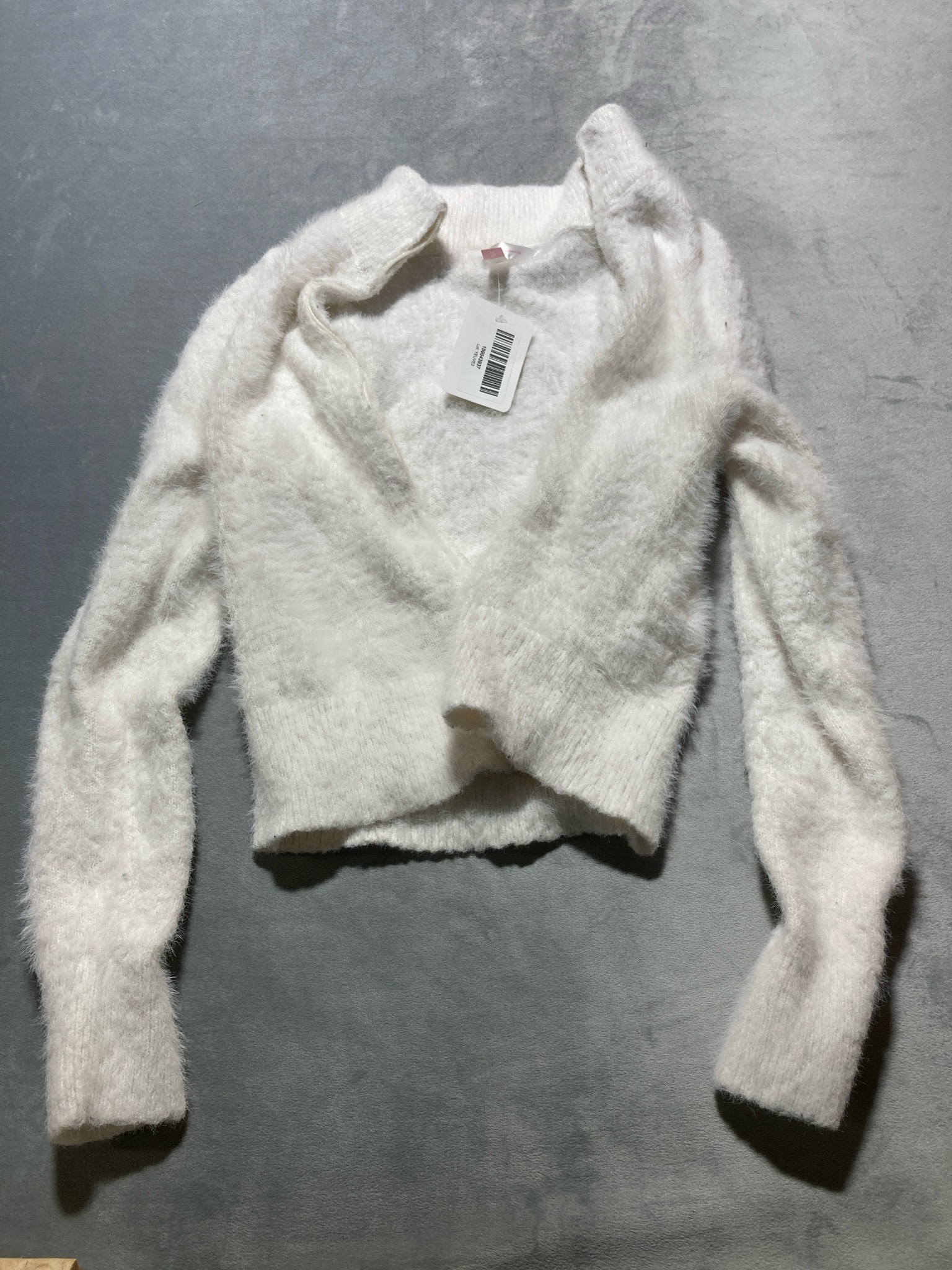 No Boundaries Cream Fuzzy Knit zip up size XS