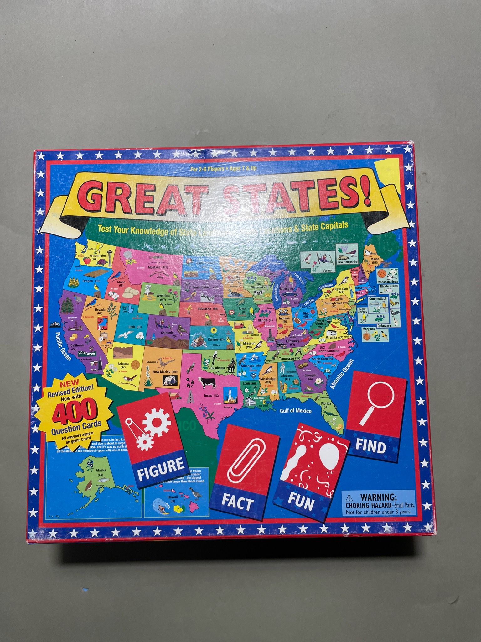 International Playthings Red and Blue Illustrated US Map Board Game