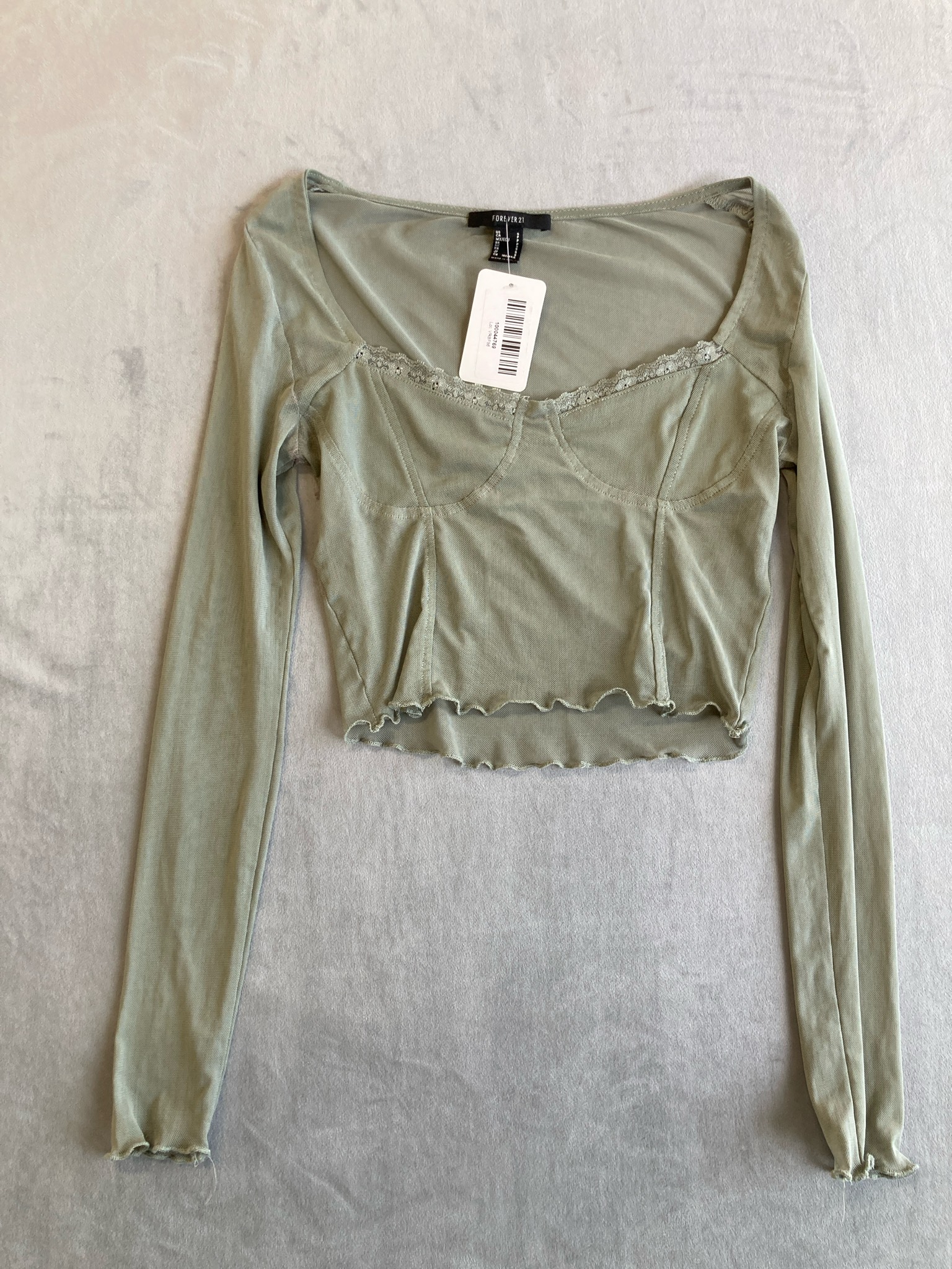 Forever 21 Sage Green Lightweight Knit Long Sleeve Crop Top Size S