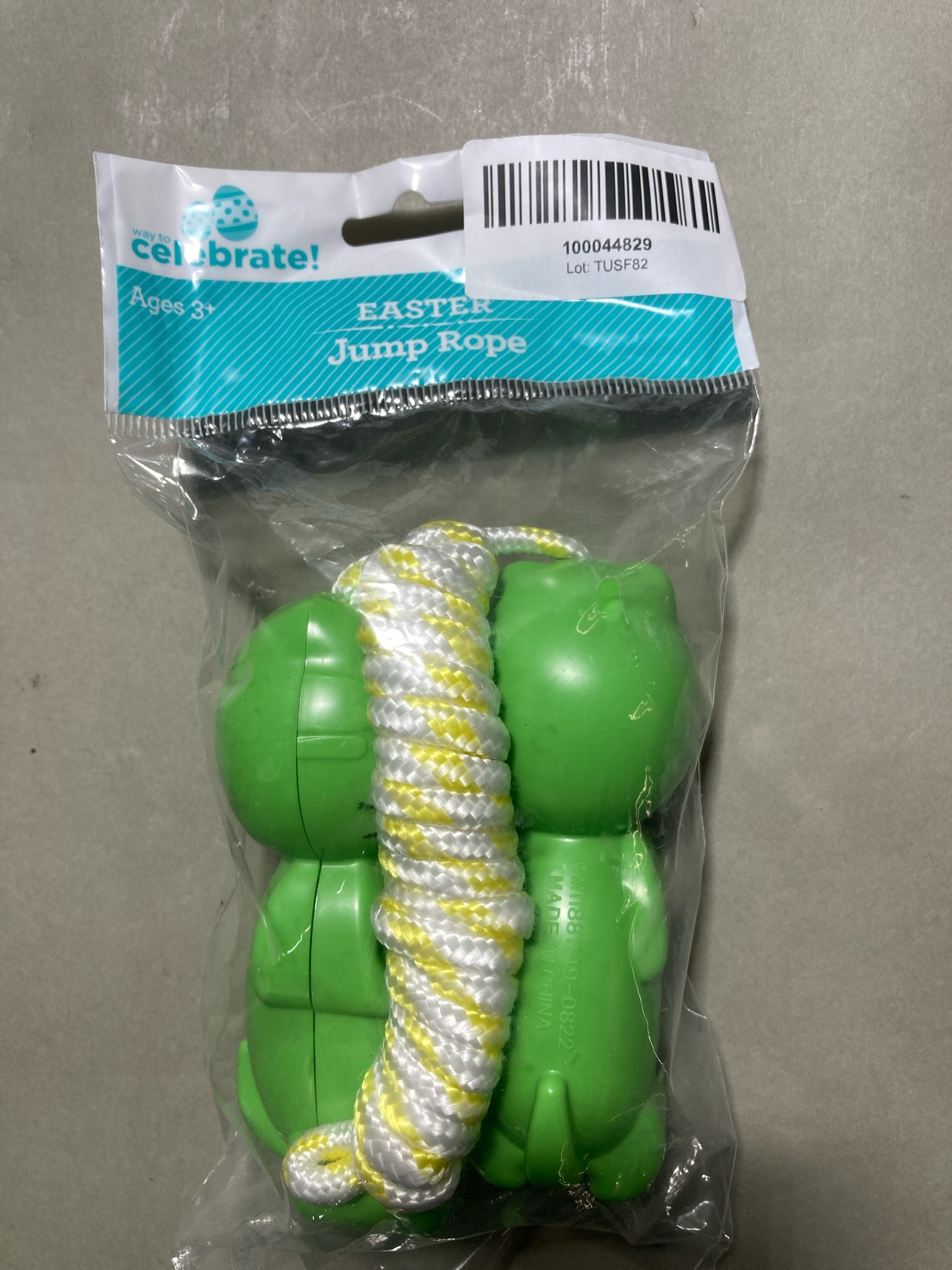 Way to Celebrate Green Character-Handle Jump Rope Size Ages 3+