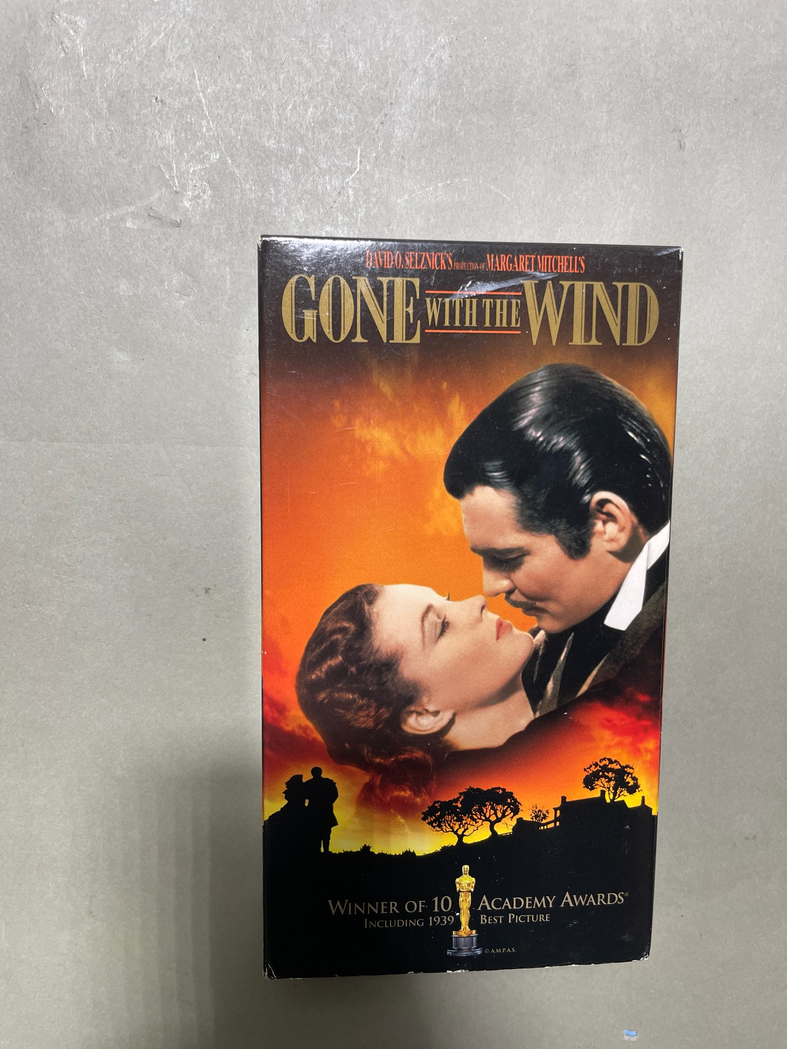 Turner Entertainment Gone With The Wind VHS Size 233 mins