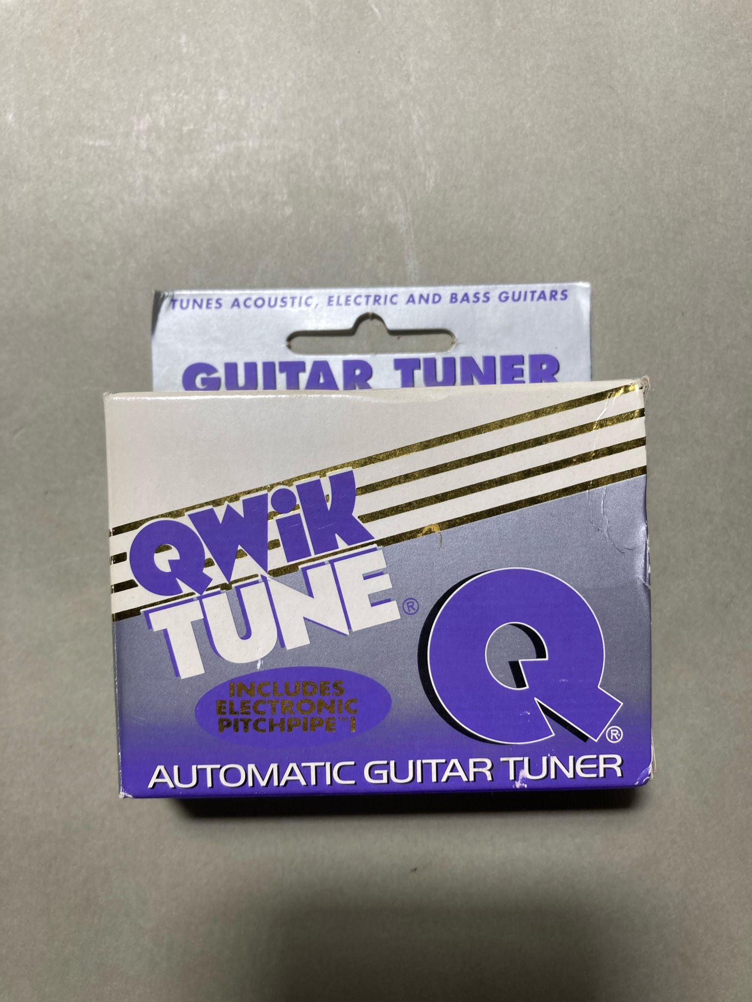 Qwik Tune Purple/Gray Automatic Guitar Tuner