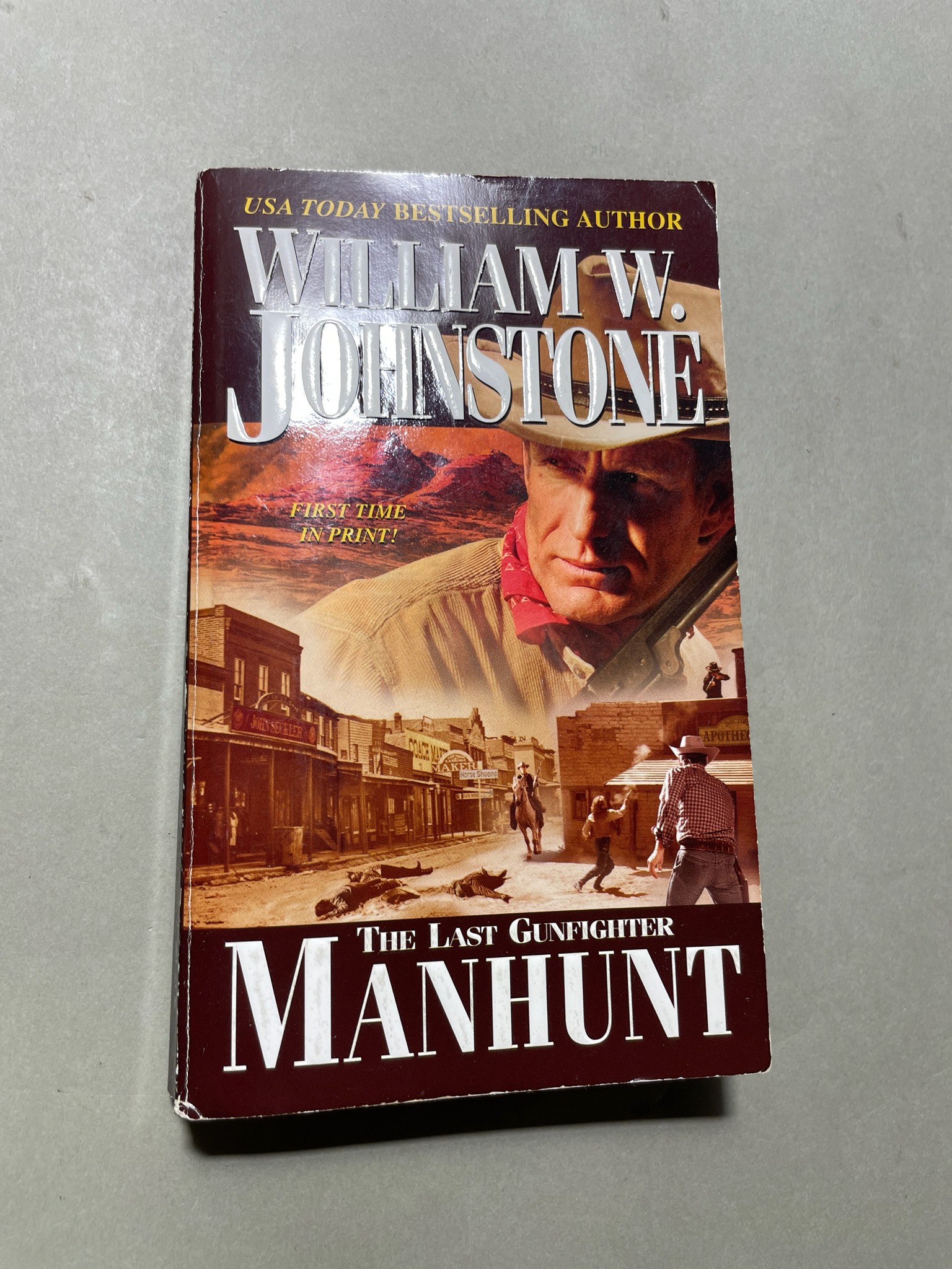 Pinnacle Manhunt Paperback Novel