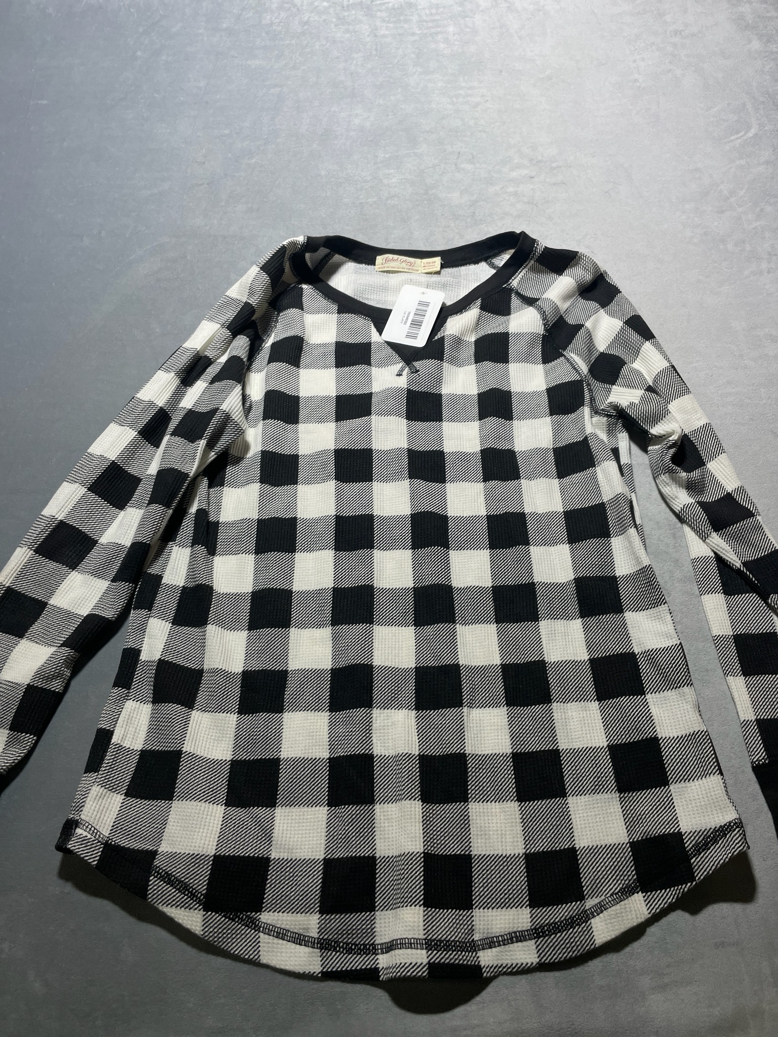 Faded Glory Black and White Buffalo Check Waffle Knit Thermal Top