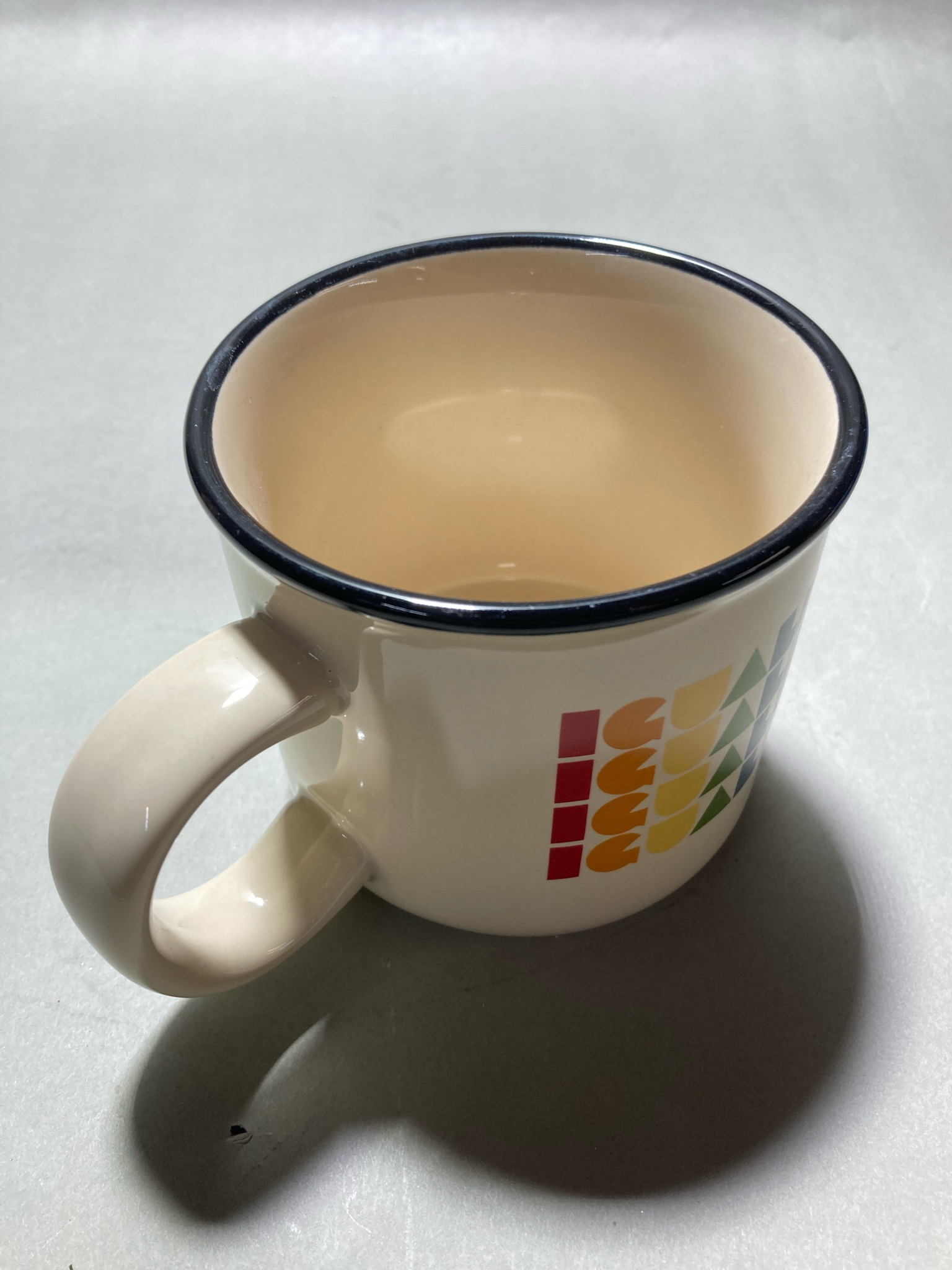 Cream Retro Geometric Mug