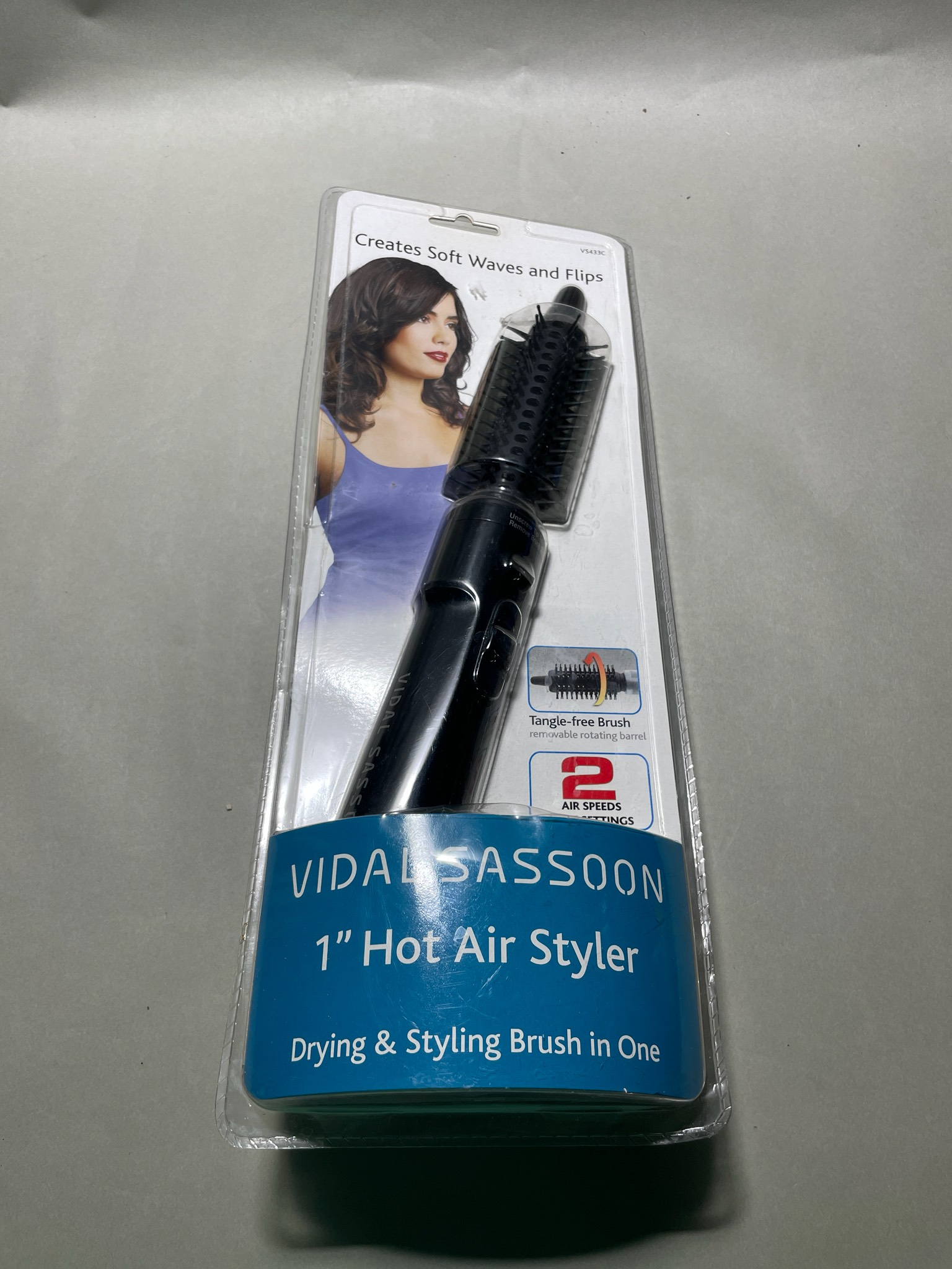 Vidal Sassoon Black Hot Air Styler Size 1"
