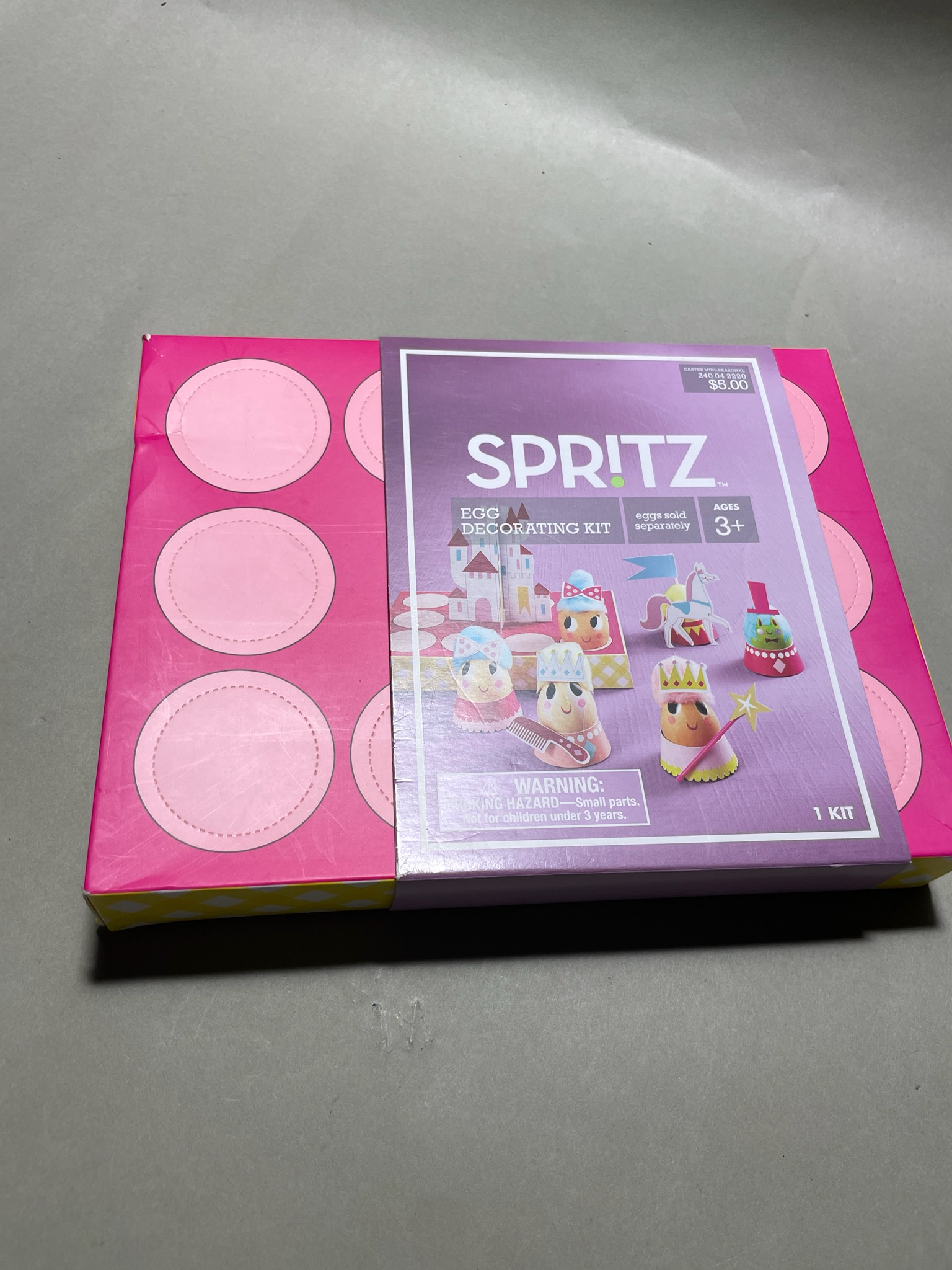 Spritz Pink Easter Egg Decorating Kit