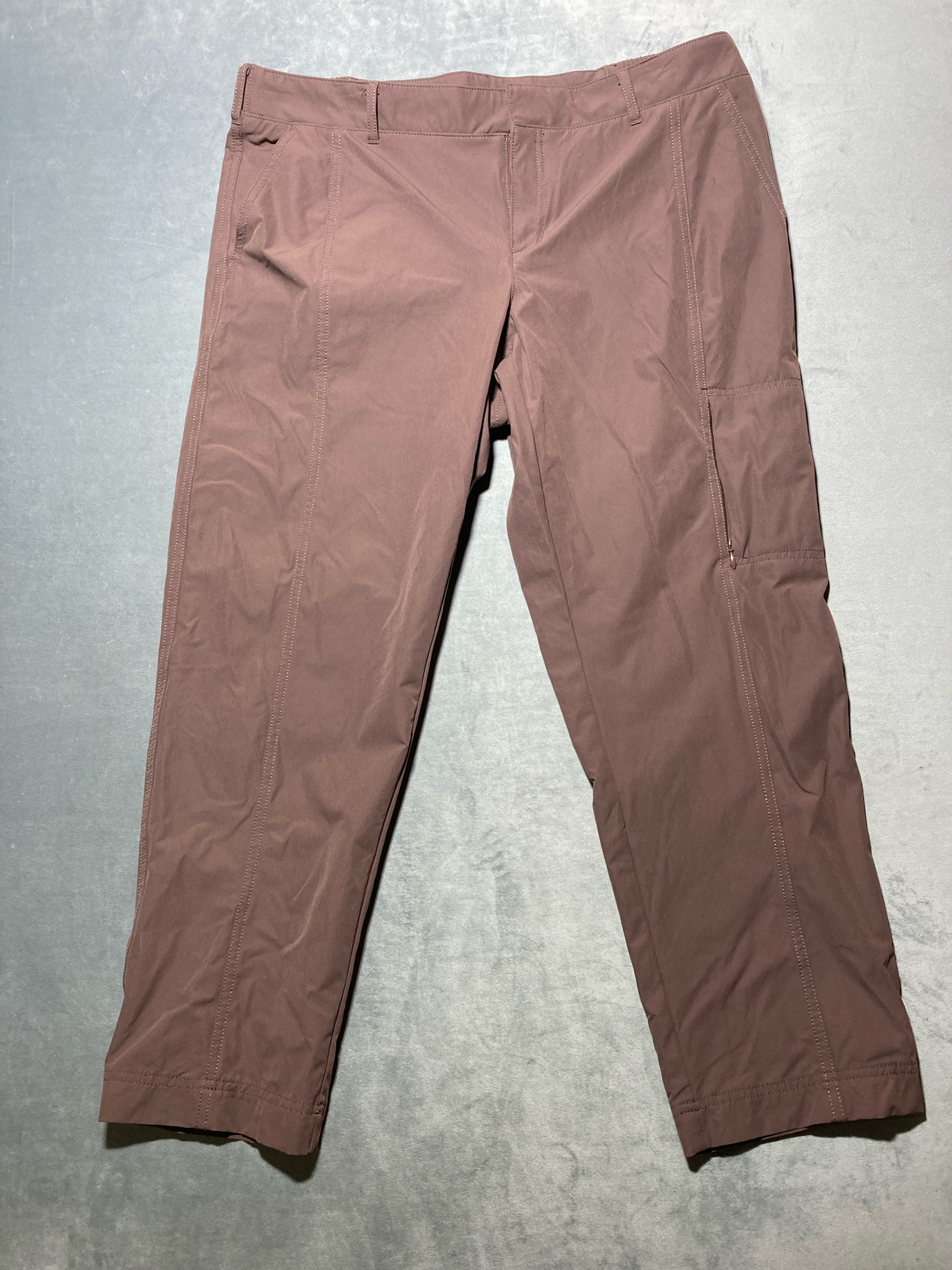 Kirkland Signature Dusty Mauve Nylon Blend Cropped Travel Pants Size 12