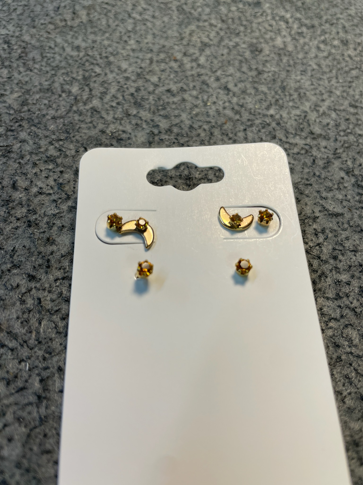 Vintage Gold Tone Stud Earring Set