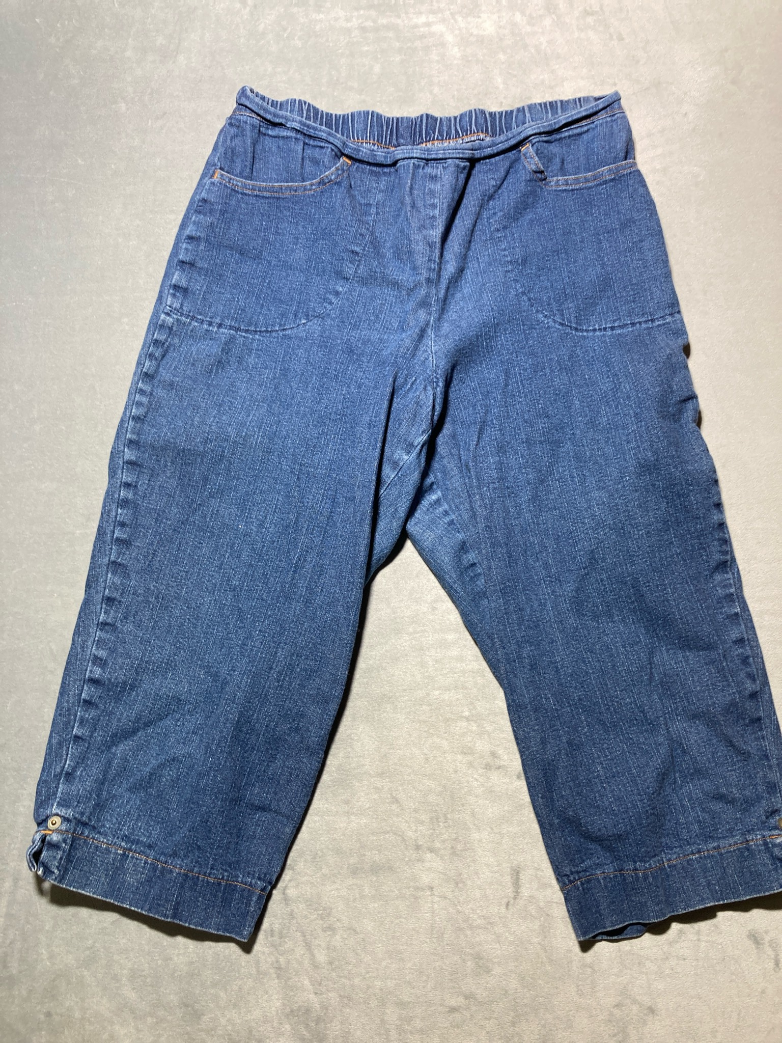 White Stag Medium Indigo Denim-Look Capri Pants Size S (4-6)