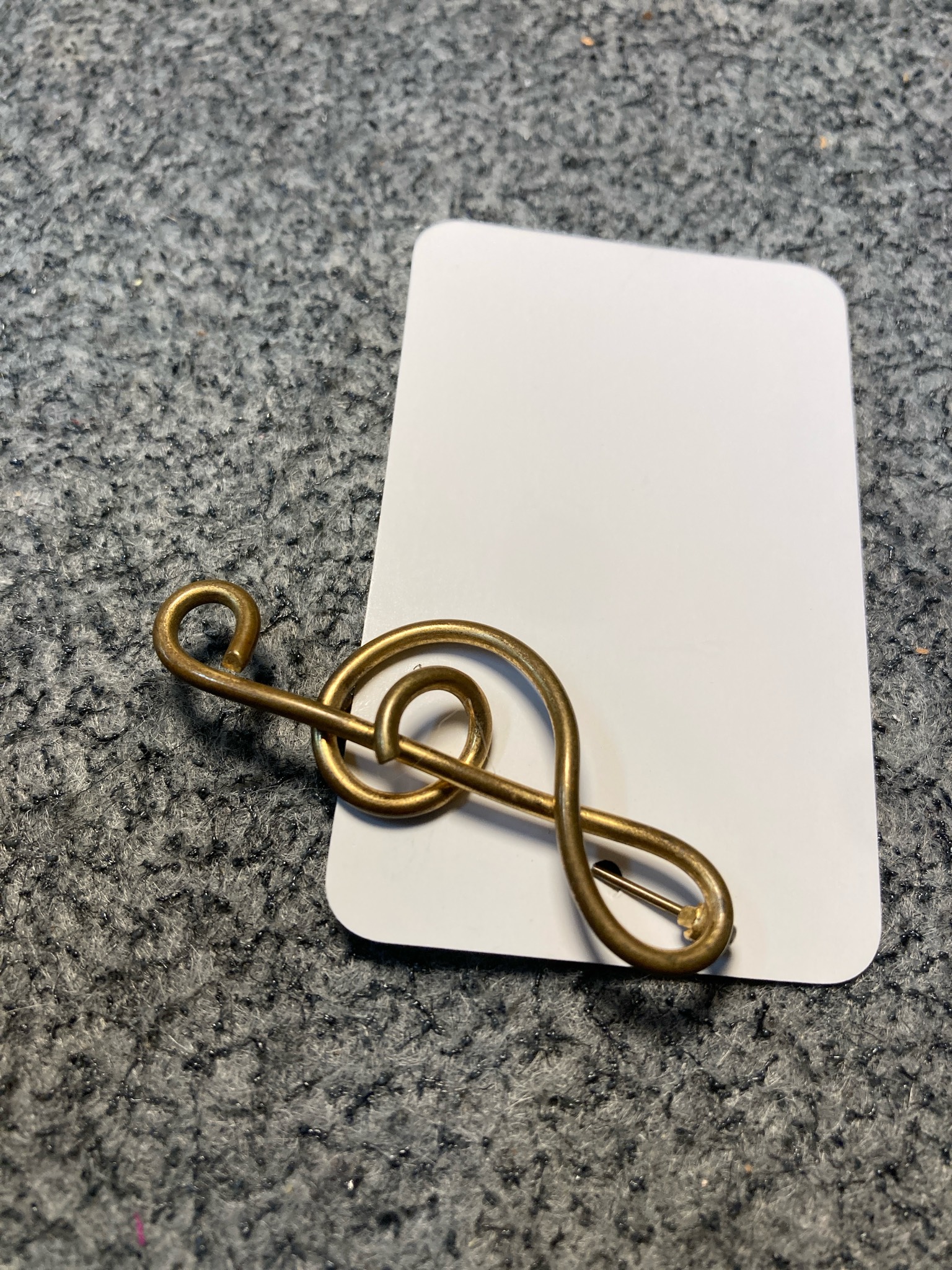 Vintage Gold Tone Note Brooch