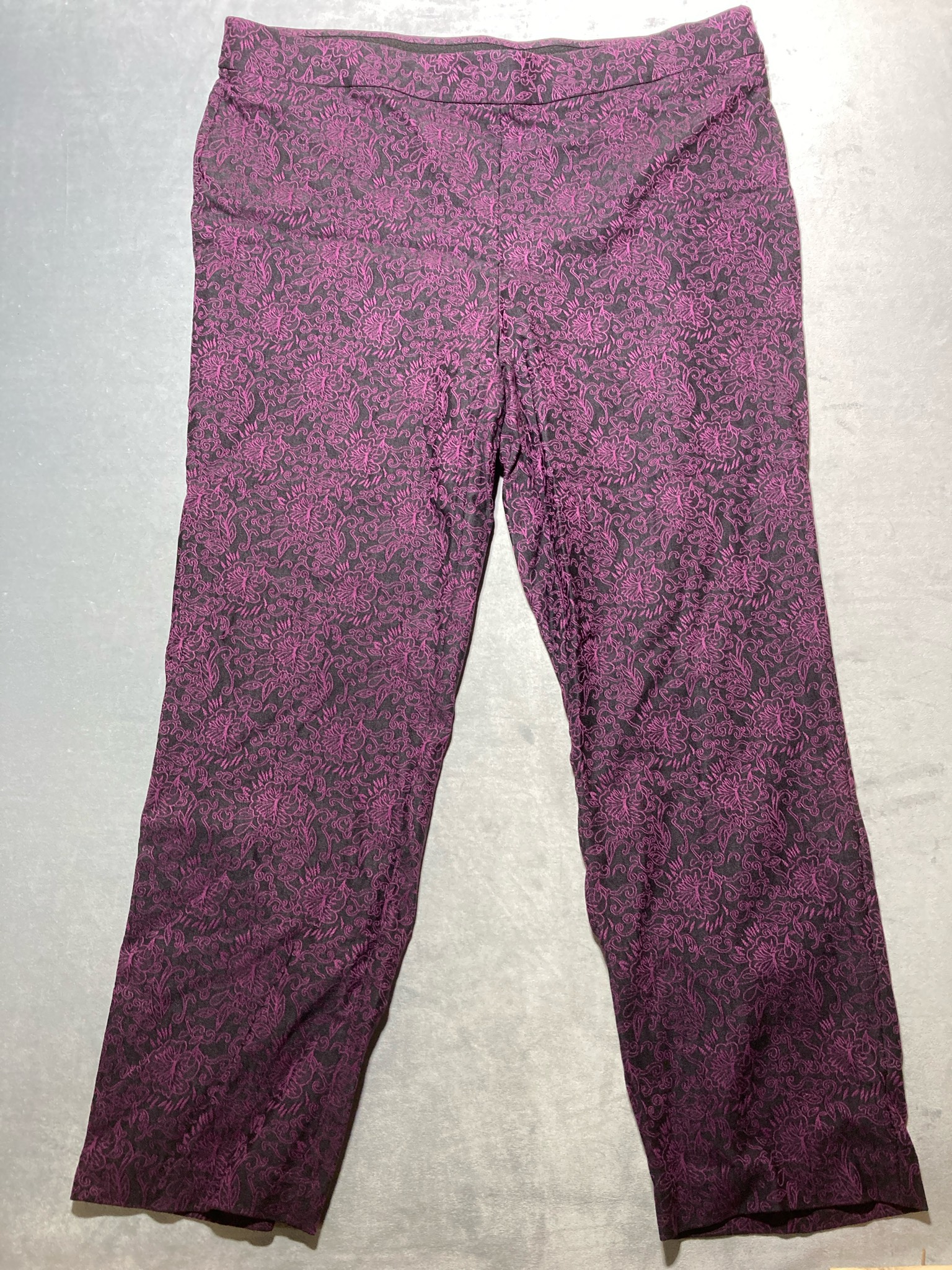 Counterparts Magenta Floral Rayon Blend Pull-On Pants Size Size 18