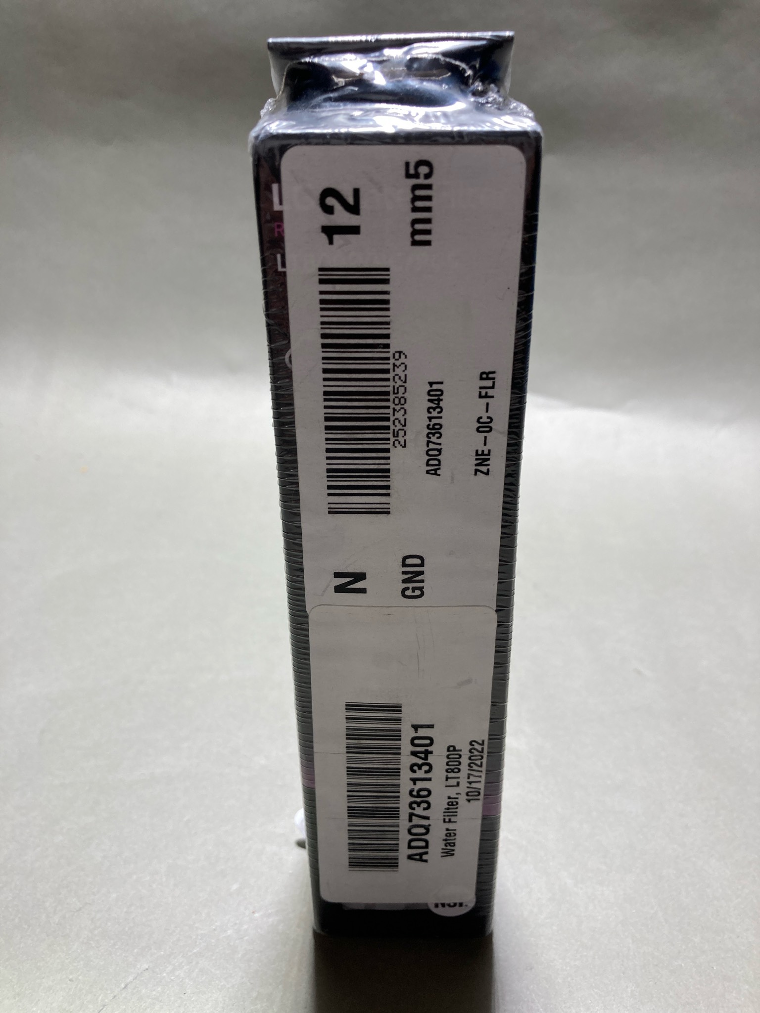 Black Replacement Water Filter Cartridge