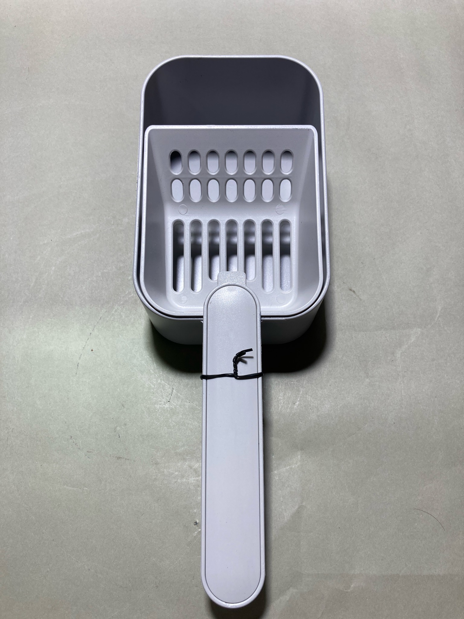 Light Gray Plastic Poop Scoop