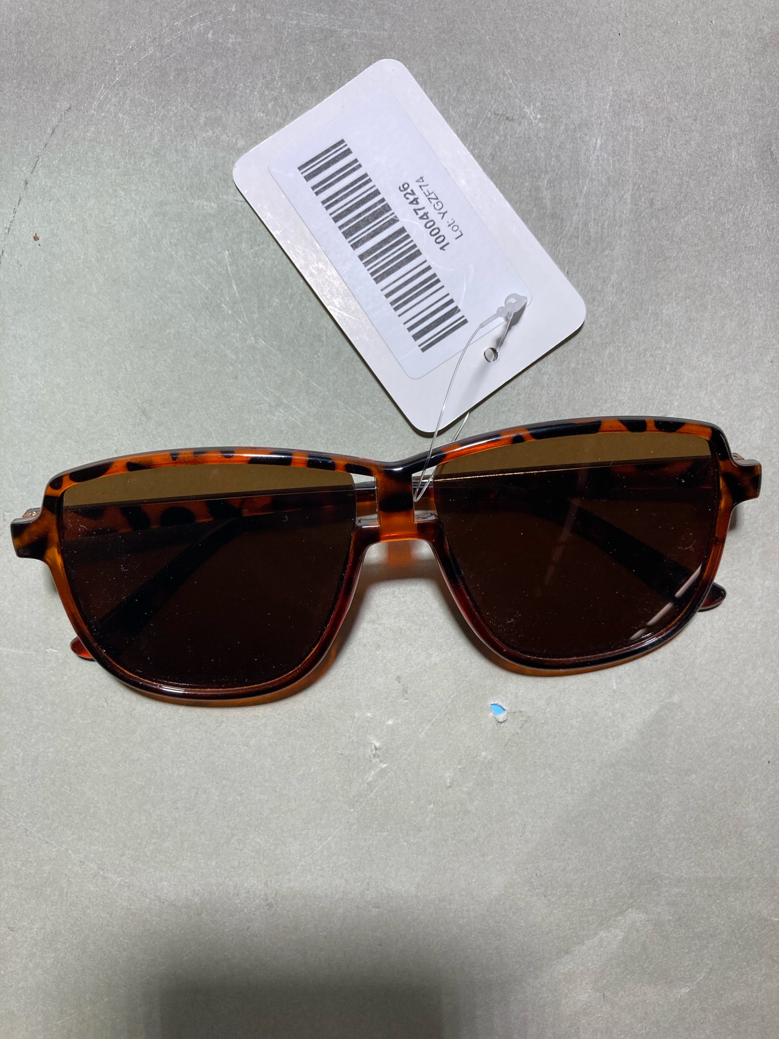 Tortoiseshell Plastic Sunglasses