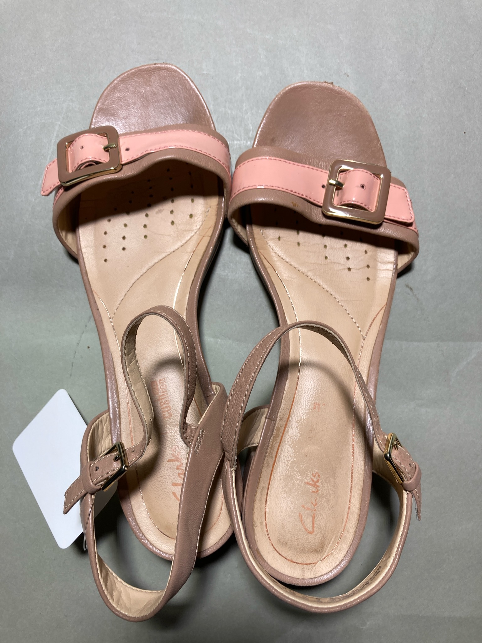 Clarks Nude Patent Accent Slingback Sandals Size US 9