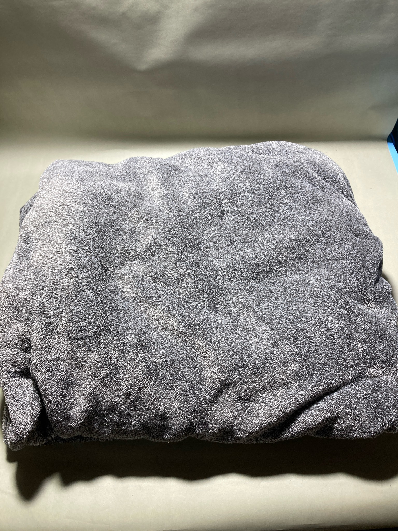 Gray Plush Terry Bath Towel