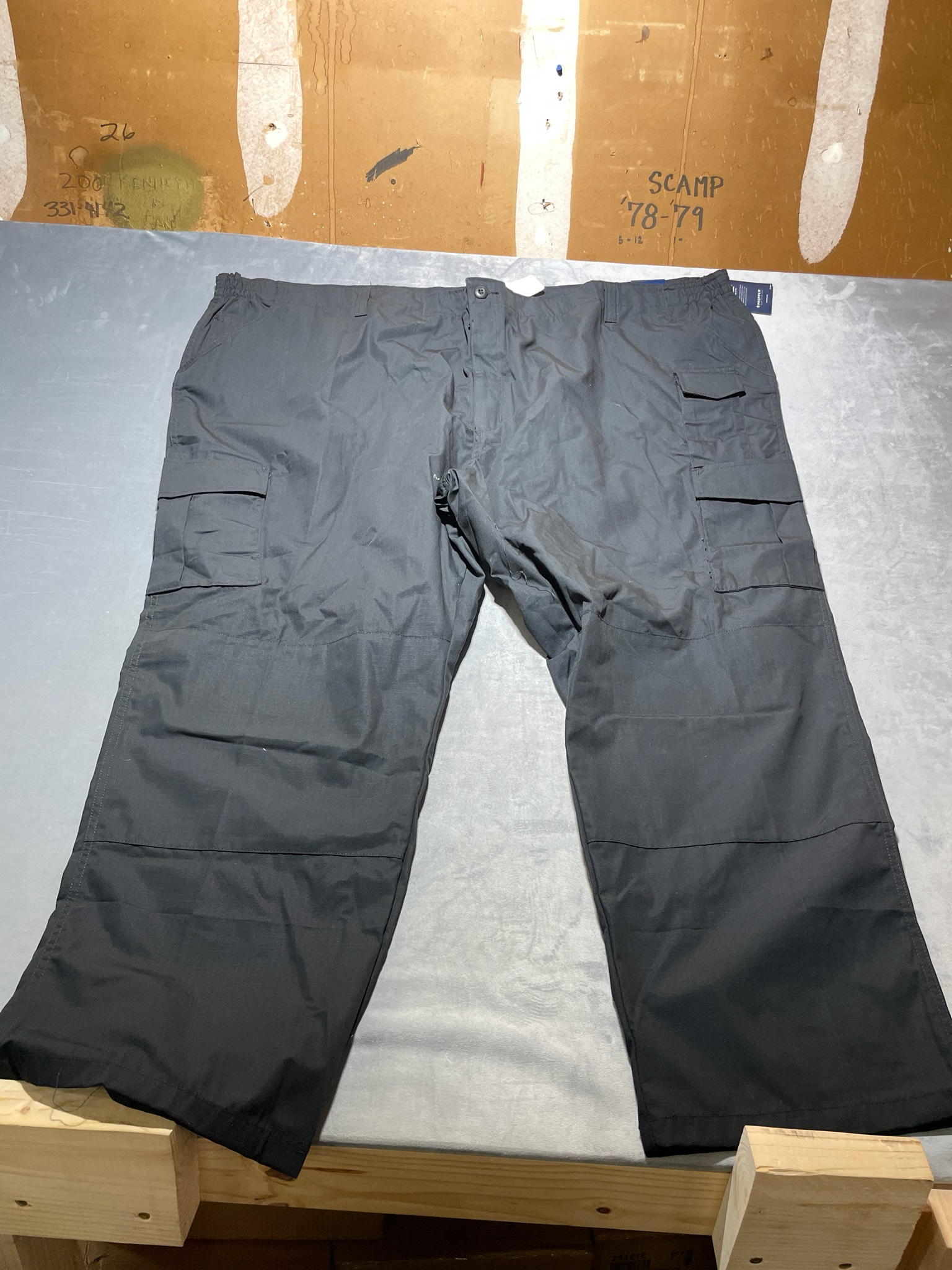 Propper black cotton blend tactical cargo pants size 62x32 NWT