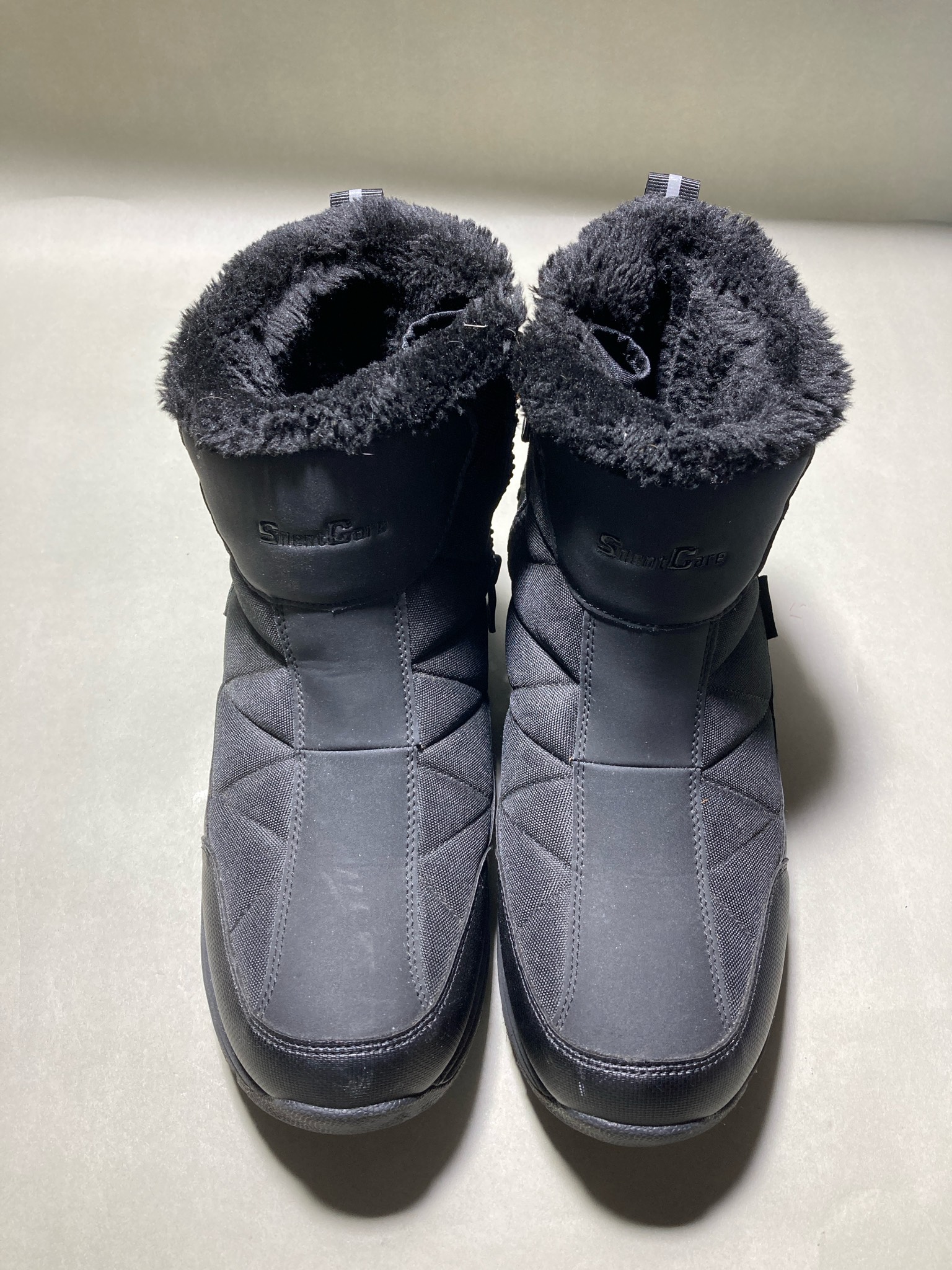 SilentCare Black Quilted Faux-Fur Cuff Winter Boots
