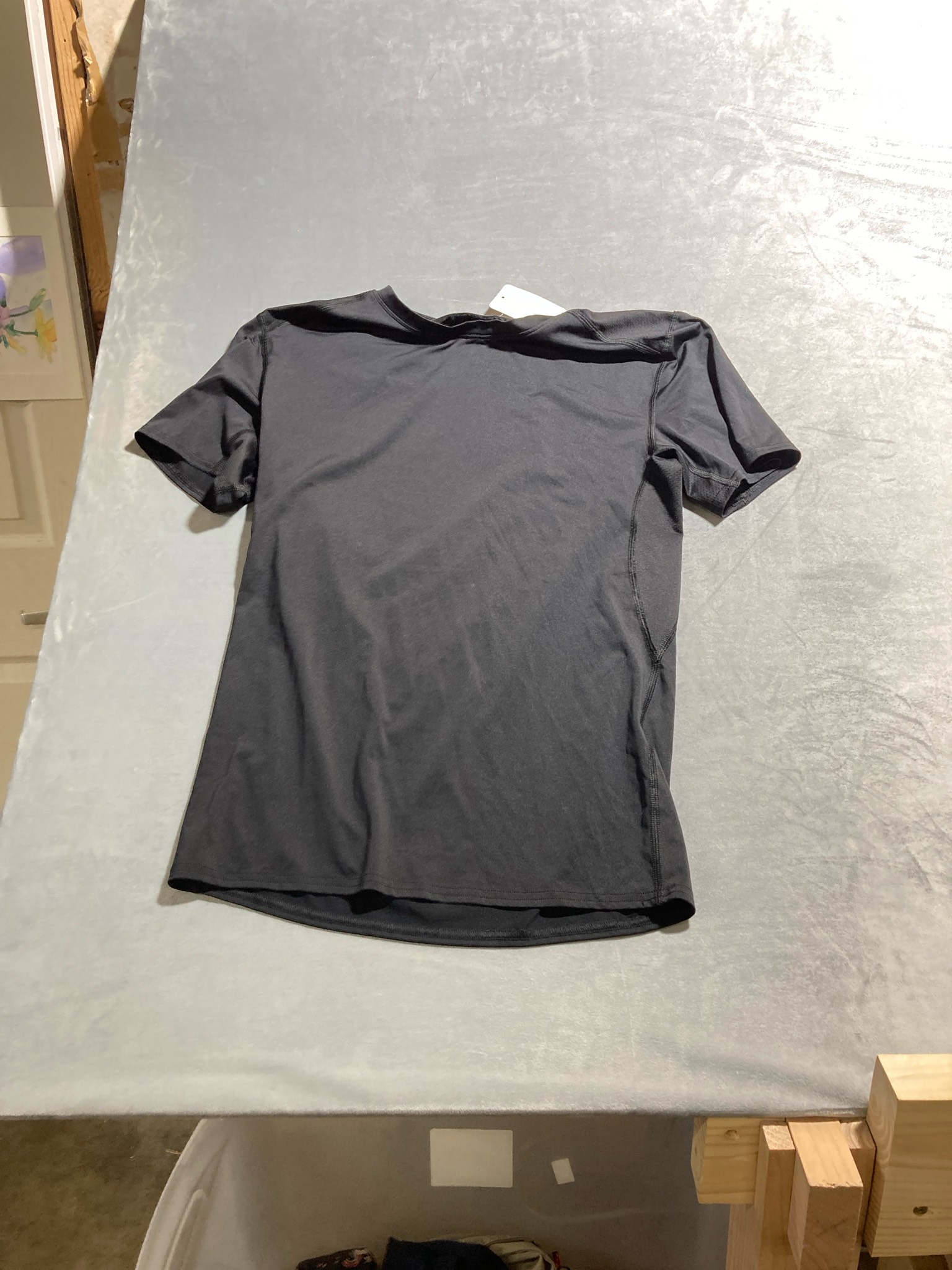 bcg Black Stretch Knit T-Shirt size large