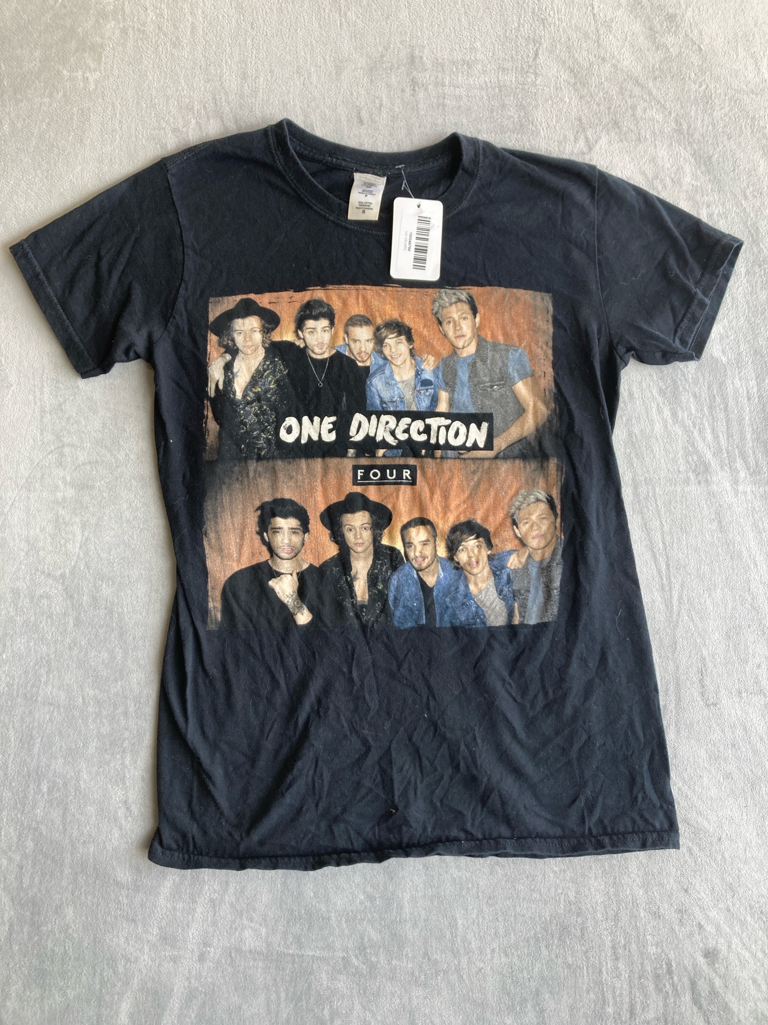 Gildan Black Ring-Spun Cotton T-Shirt Size Small