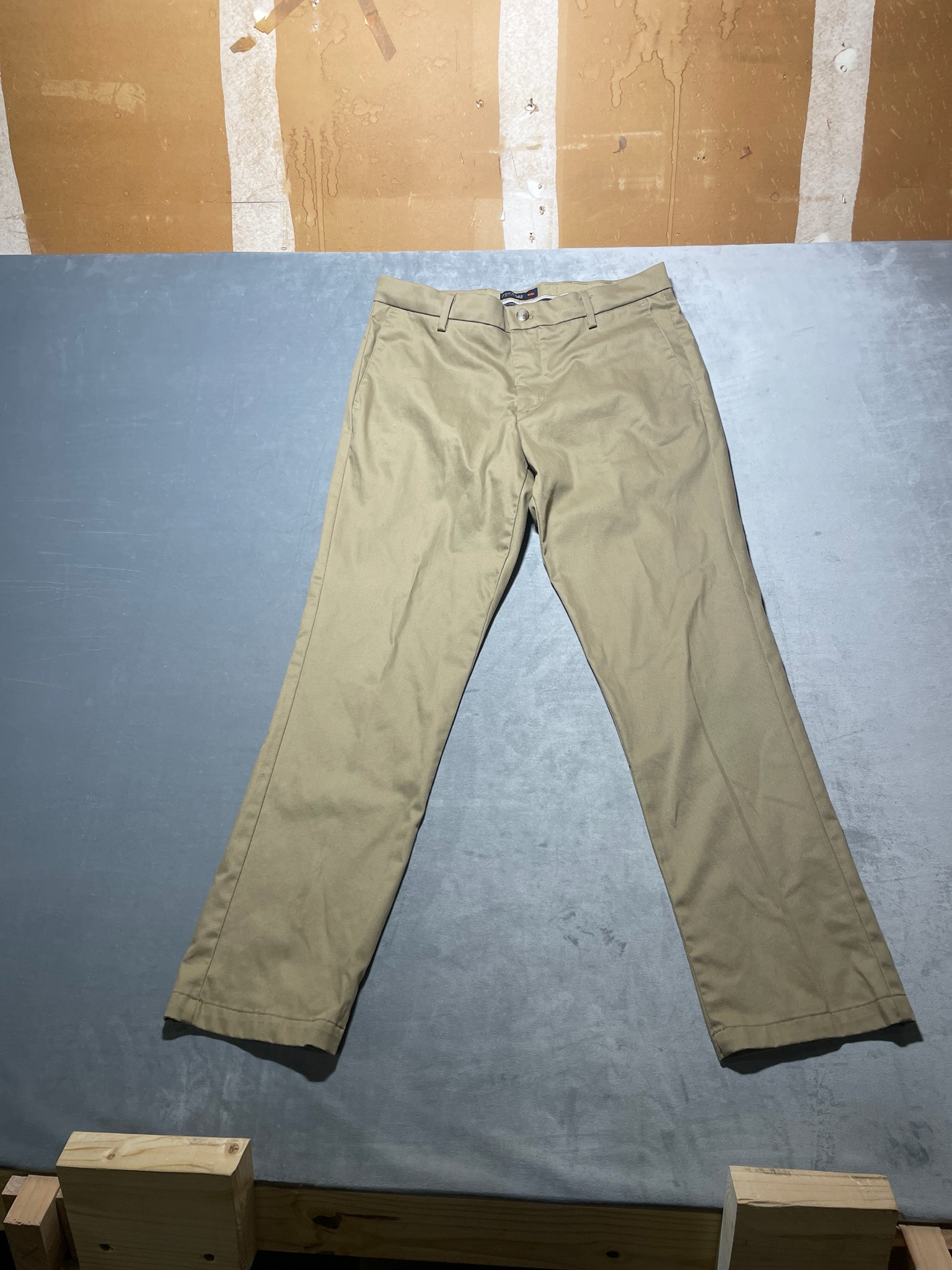 Dockers Khaki cotton blend pants size 33x30